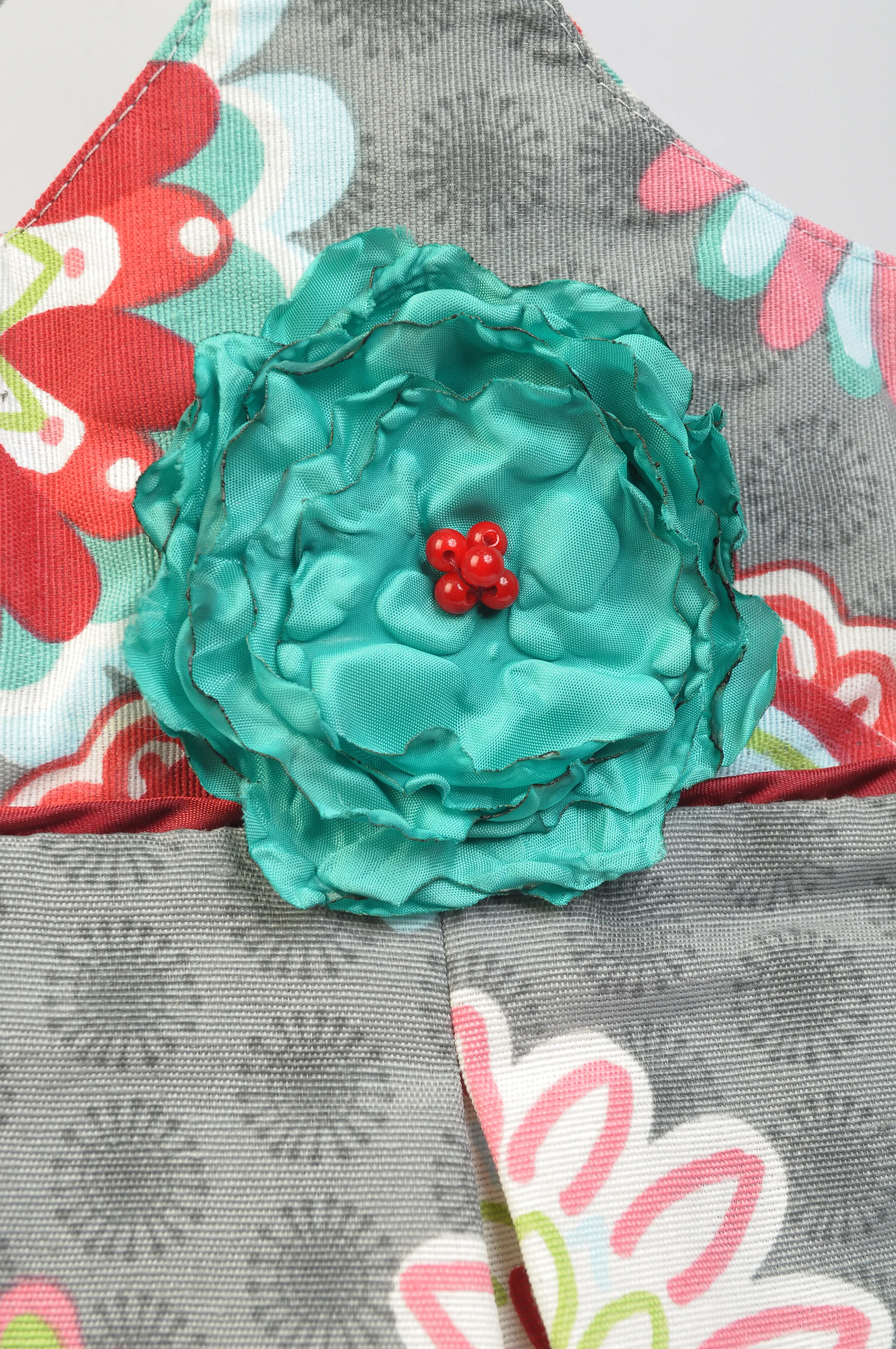 Grey Medallion Princess Flower.JPG