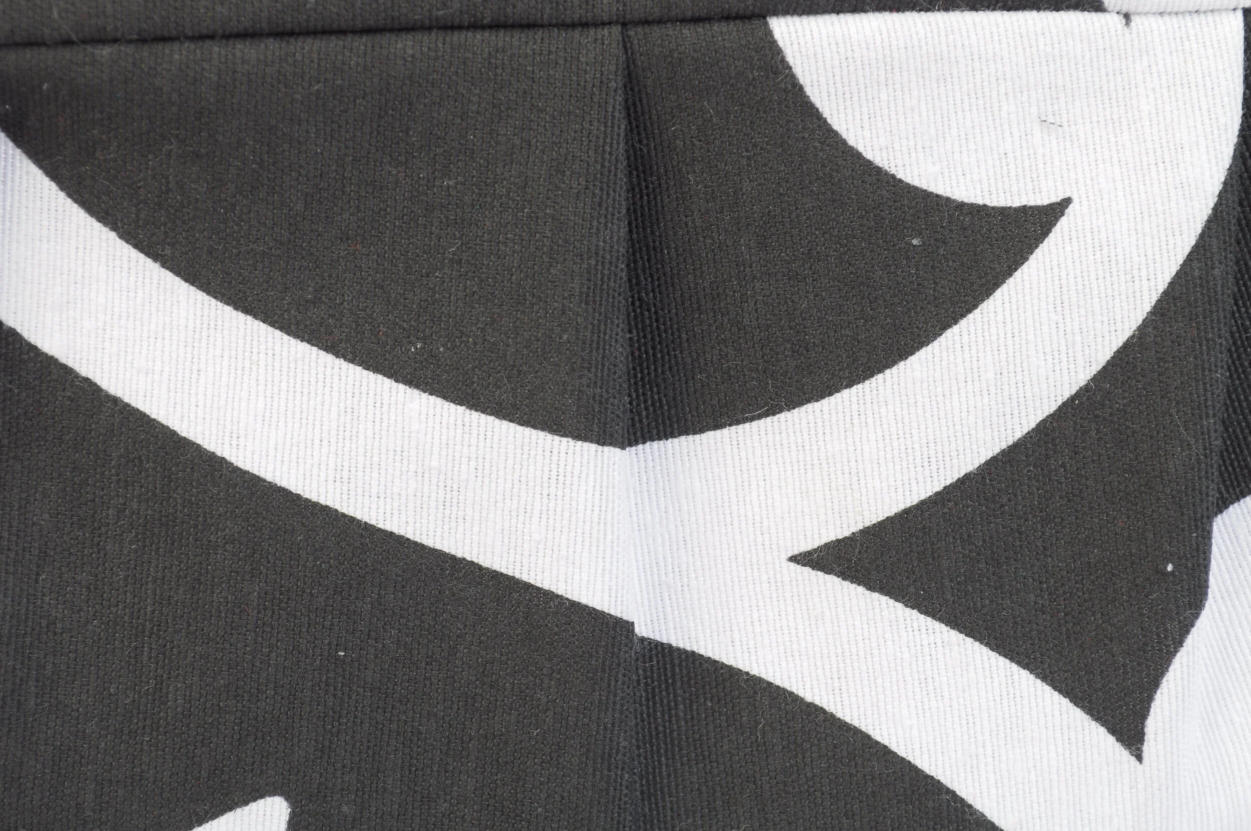 Filigree Pouch Fabric.JPG