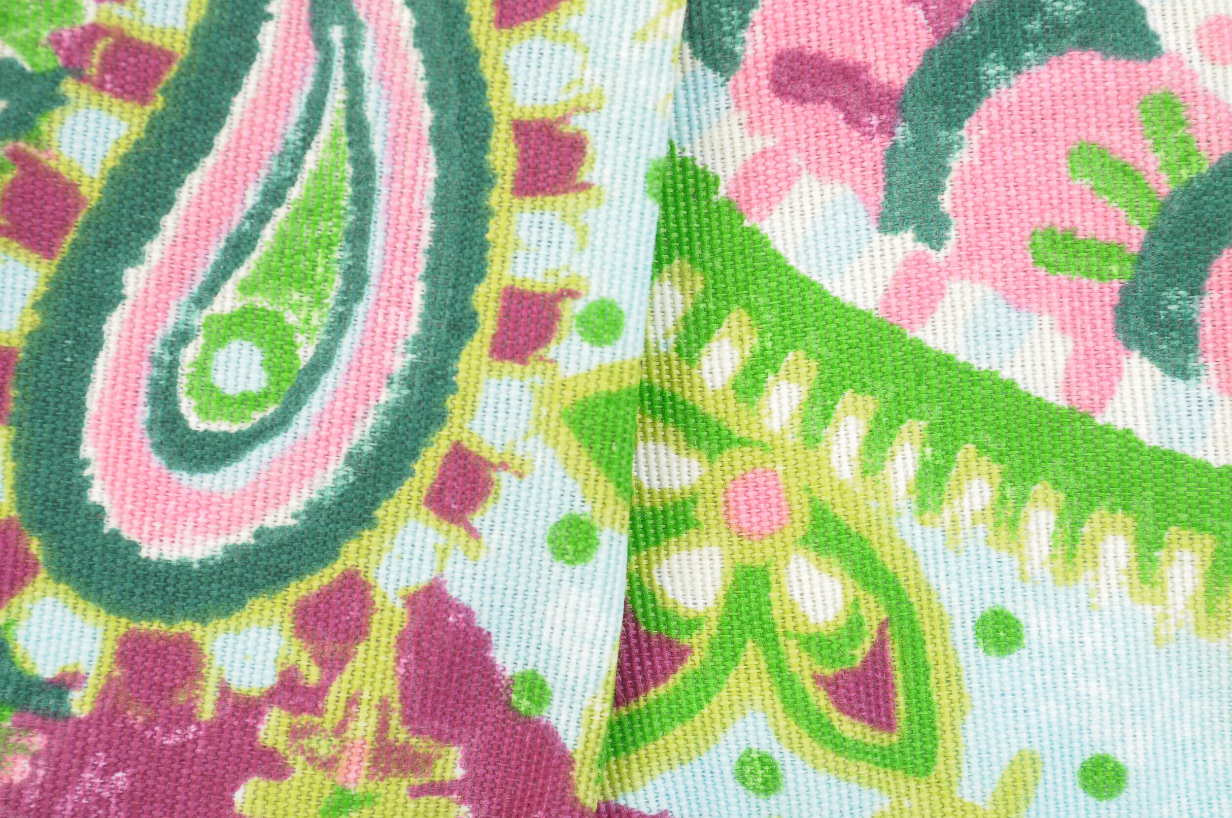 Green Paisley Pouch Fabric.JPG
