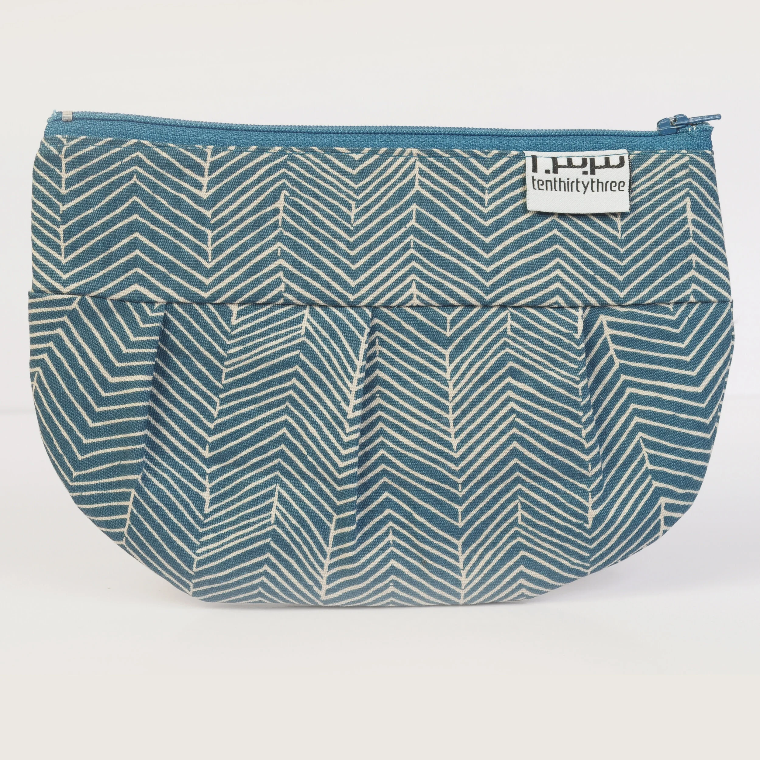 Herringbone Pouch 1x1.jpg