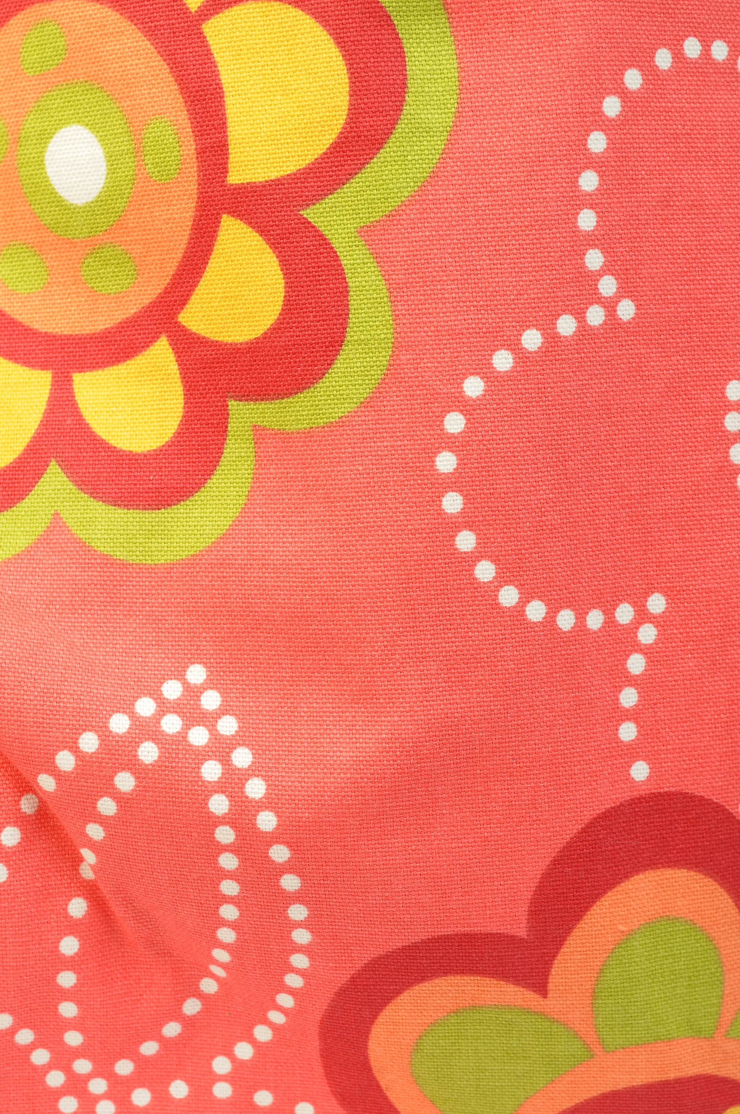 Gerbera Reversible Fabric.JPG
