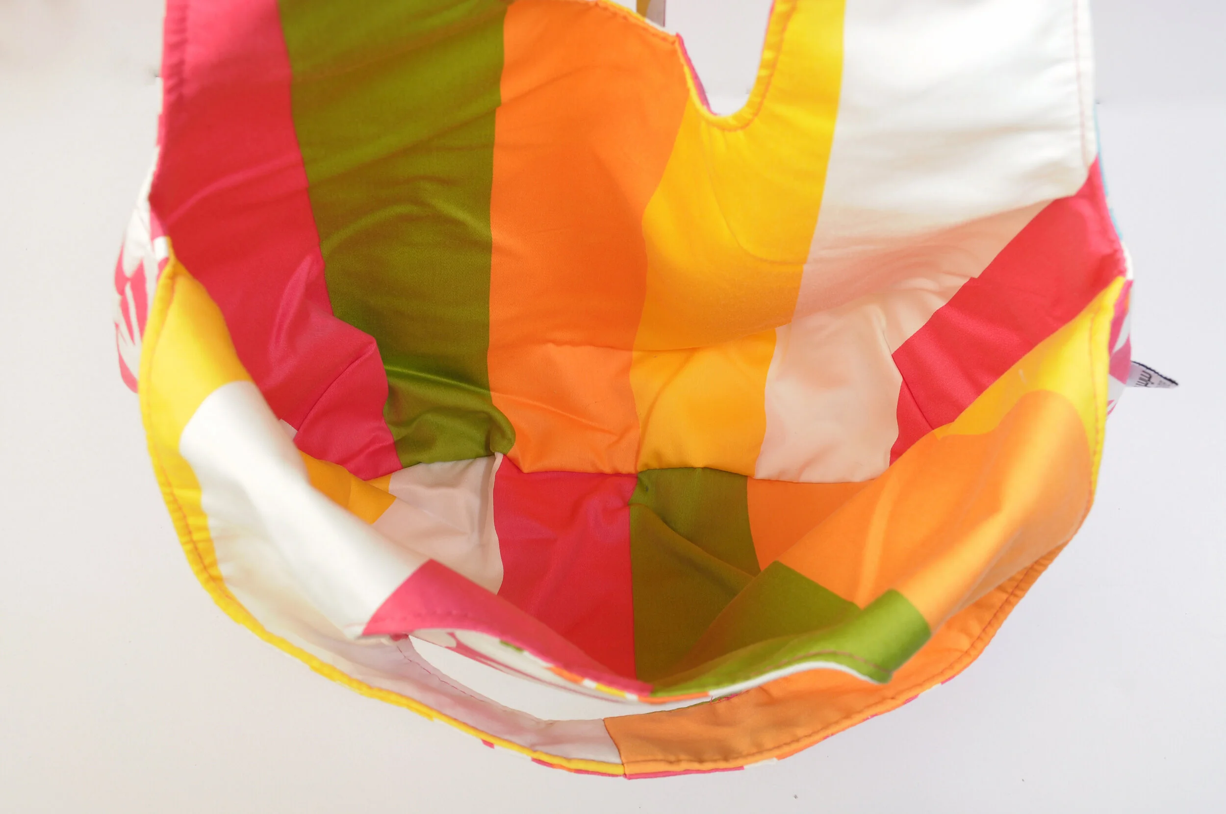 Grapefruit Reversible Interior.JPG