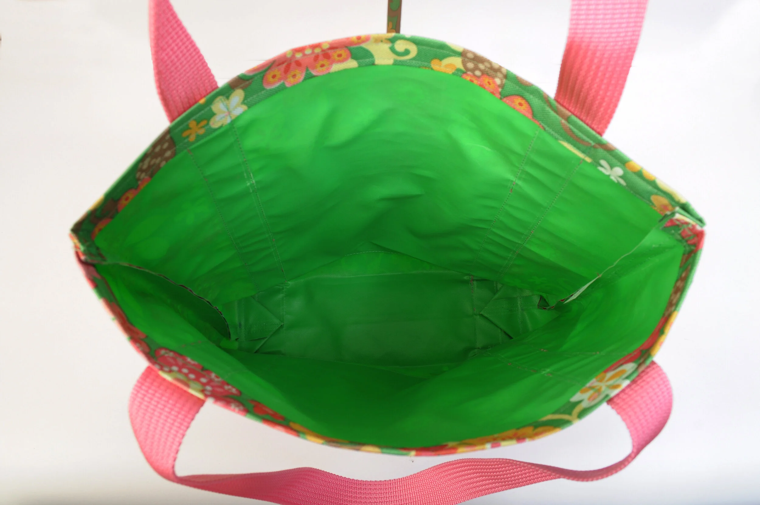 Green Flower Power Market Small Interior.JPG