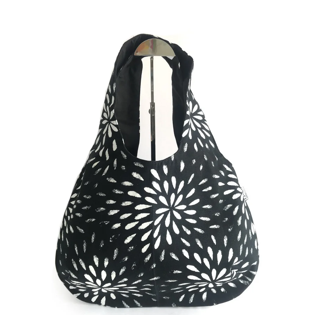 Galaxy Reversible 3 1x1.jpg