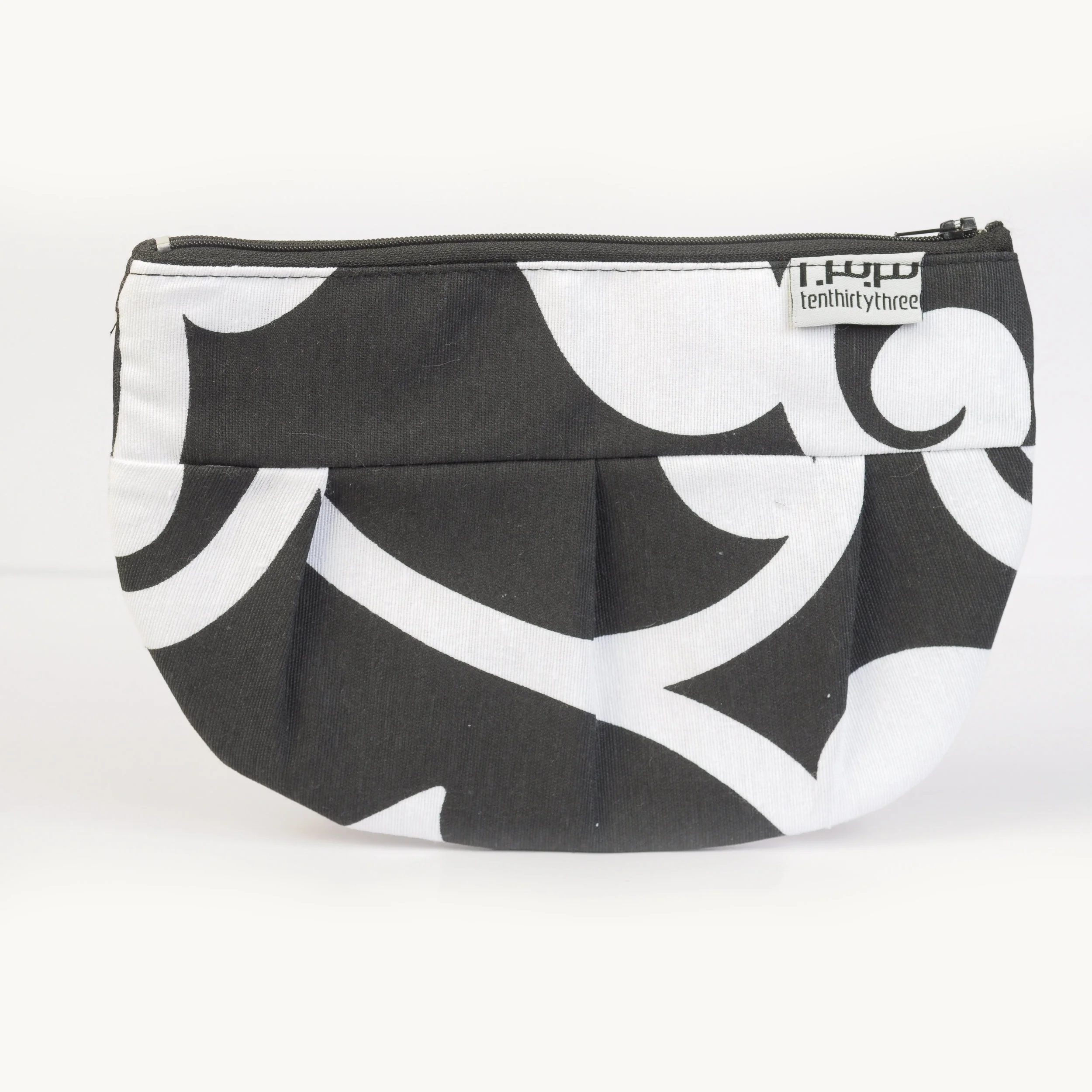Filigree Pouch