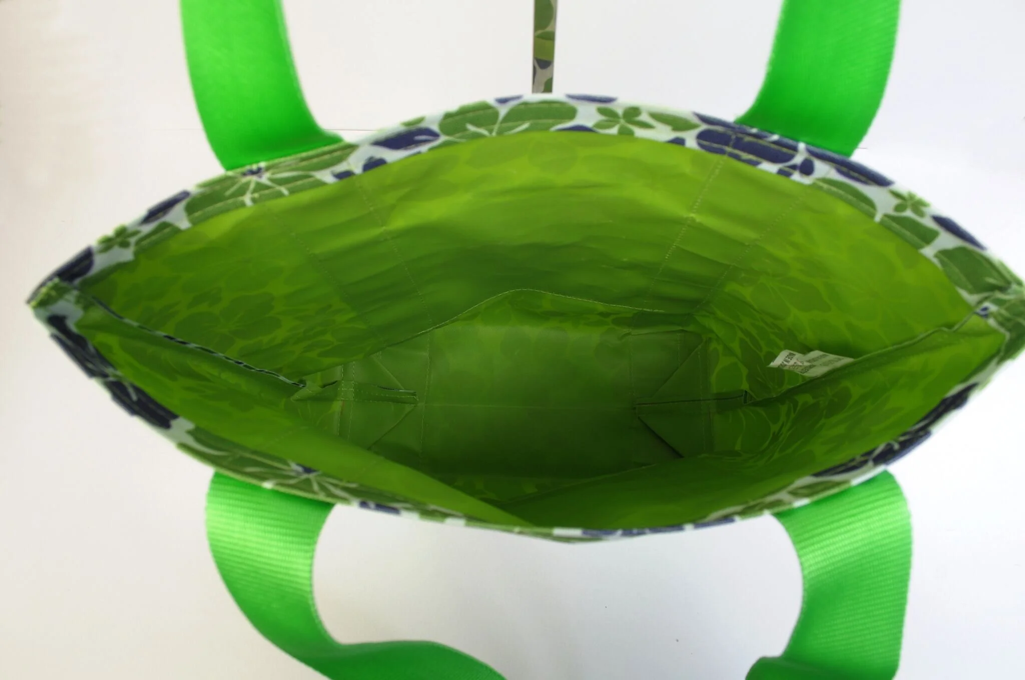 Forgt Me Not Market Small Interior.jpeg