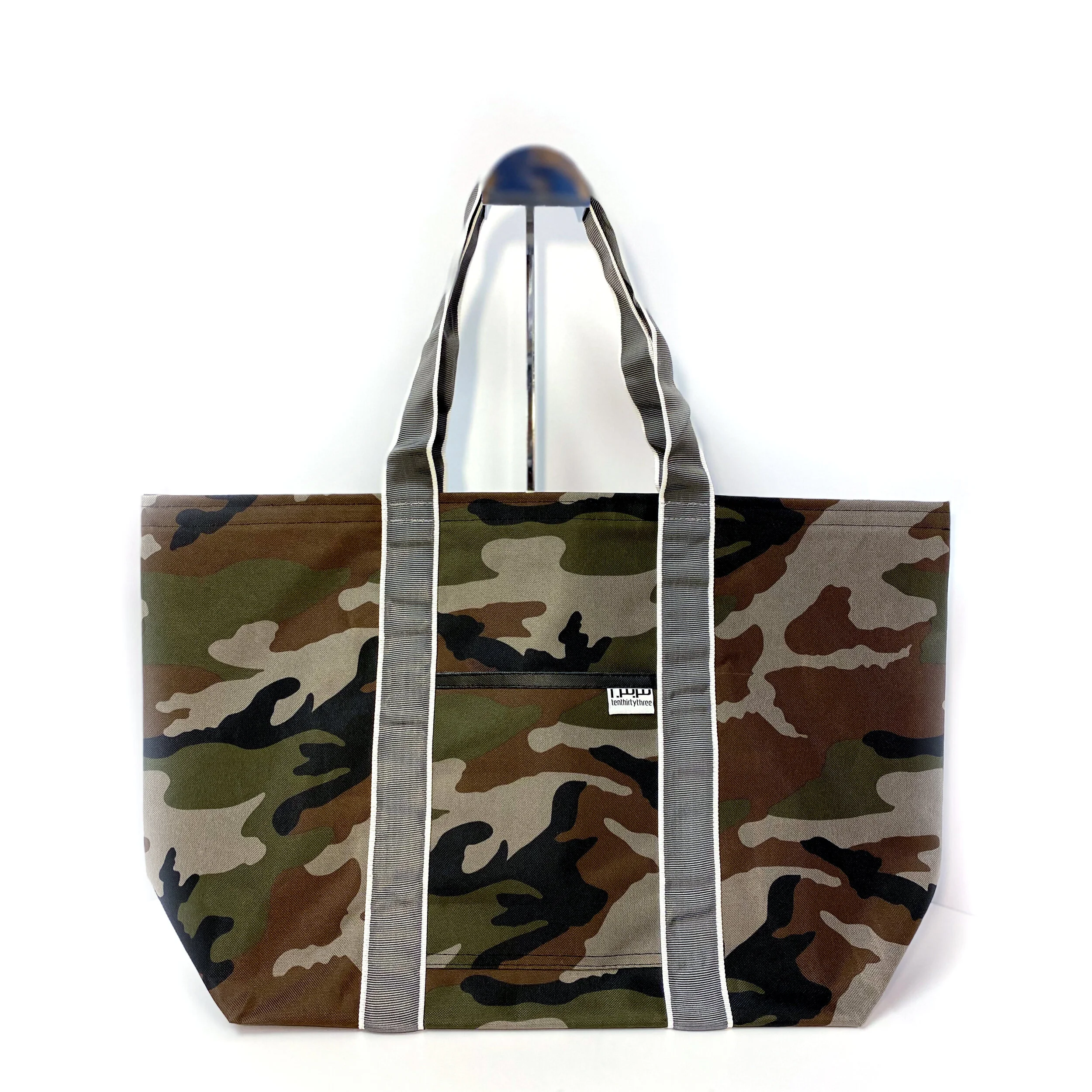 Camo Market Large Grey 1x1.jpg