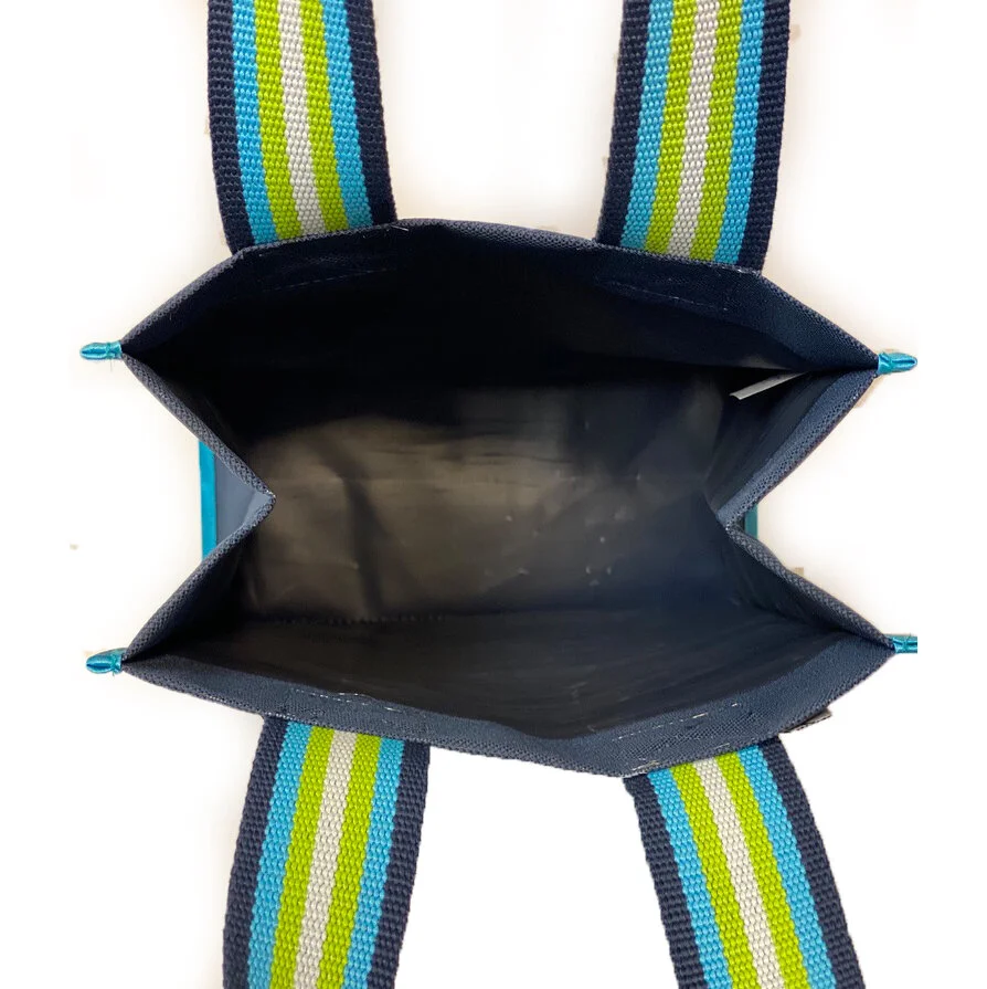 Limelight Tiny Tote Interior 1x1.jpg