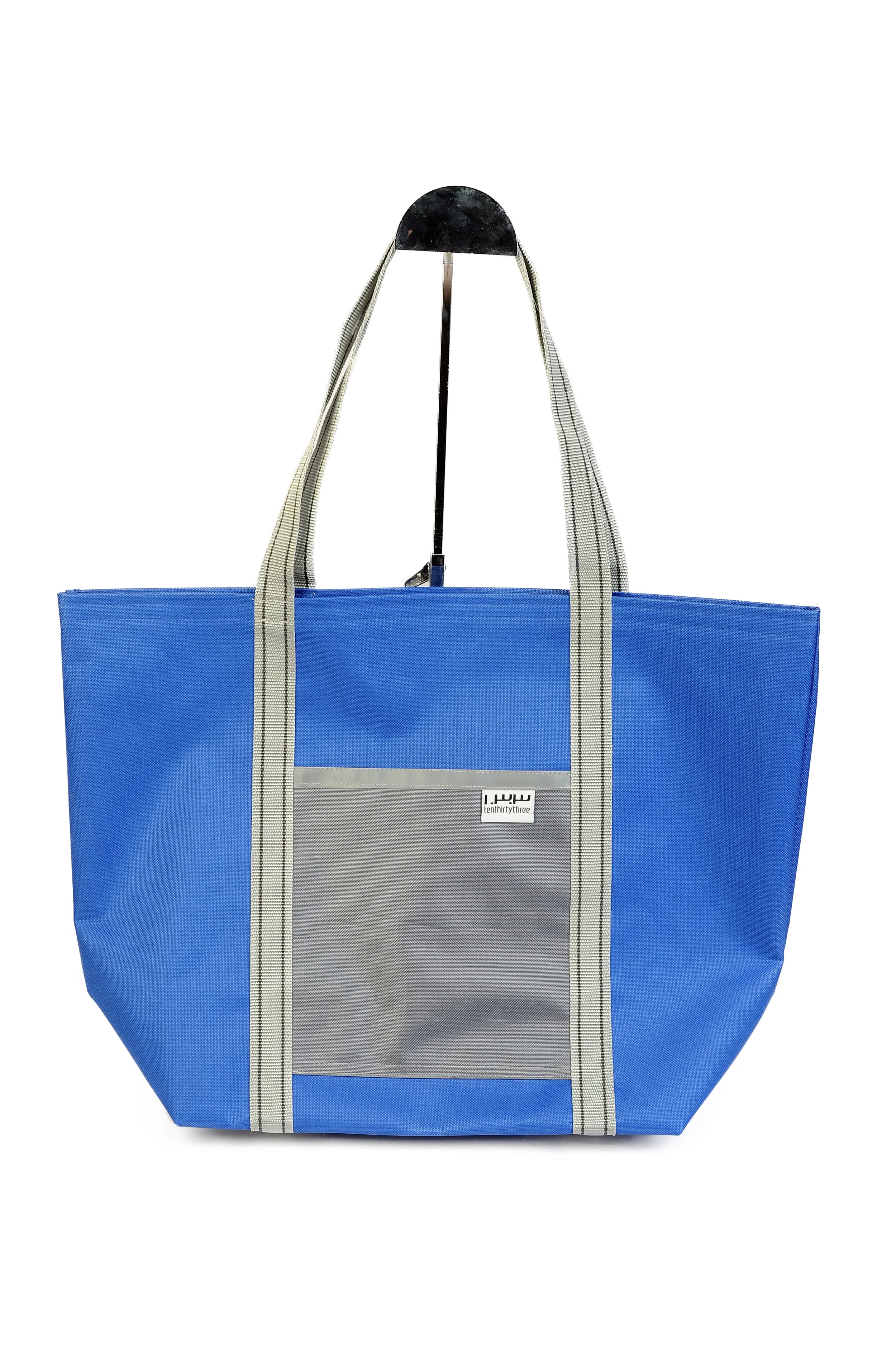 Reflective Royal 
Market Tote Medium
Silver strap