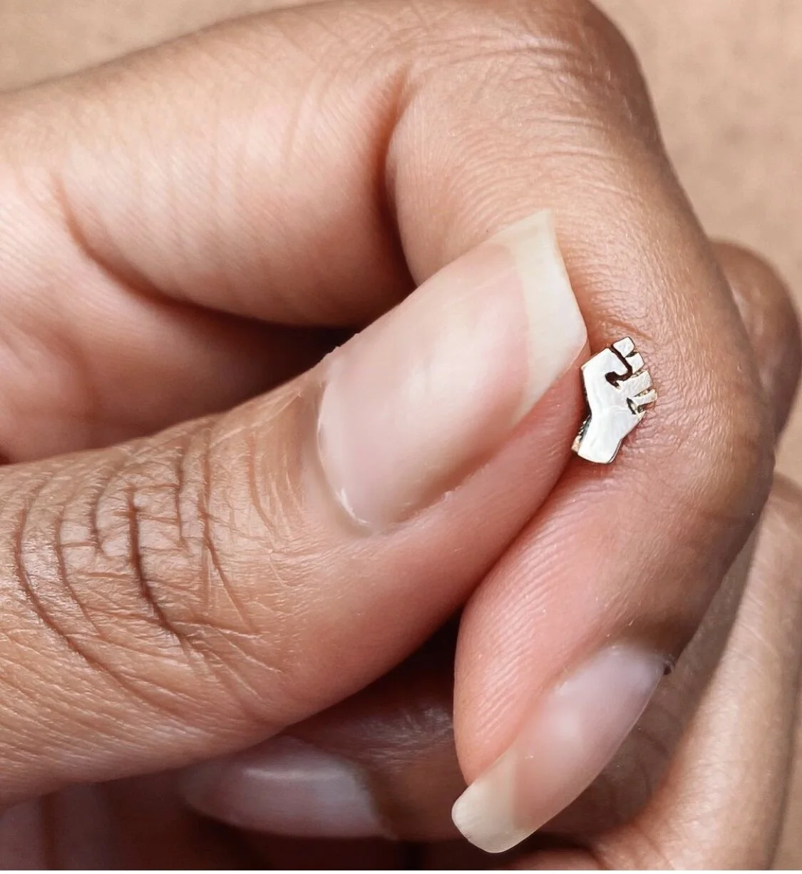 05474966-CBDA-4C1C-B786-D709AF7FAC07