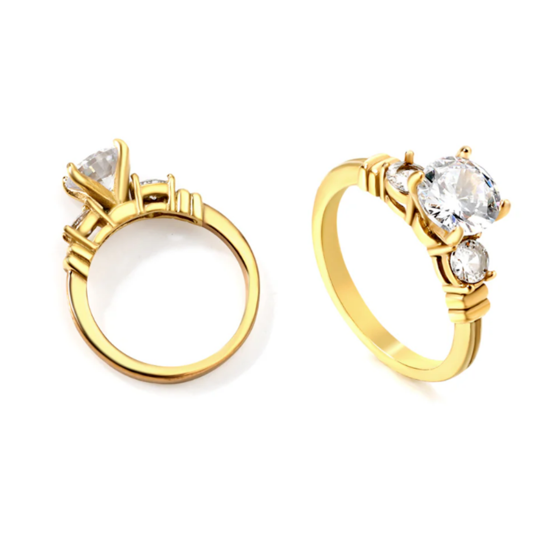 Triple Diamond Ring.png