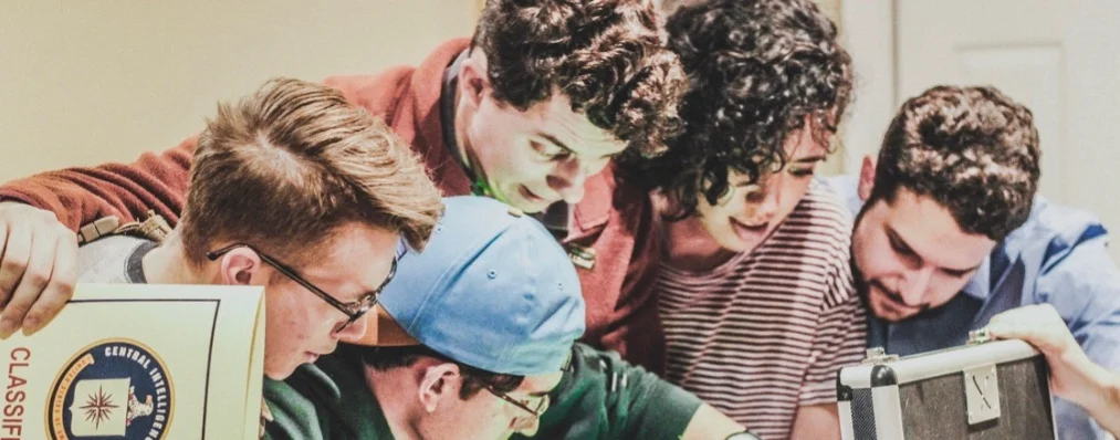 MAIN+HEADER+WITH+BUTTON+OVERLAY+edited.jpg