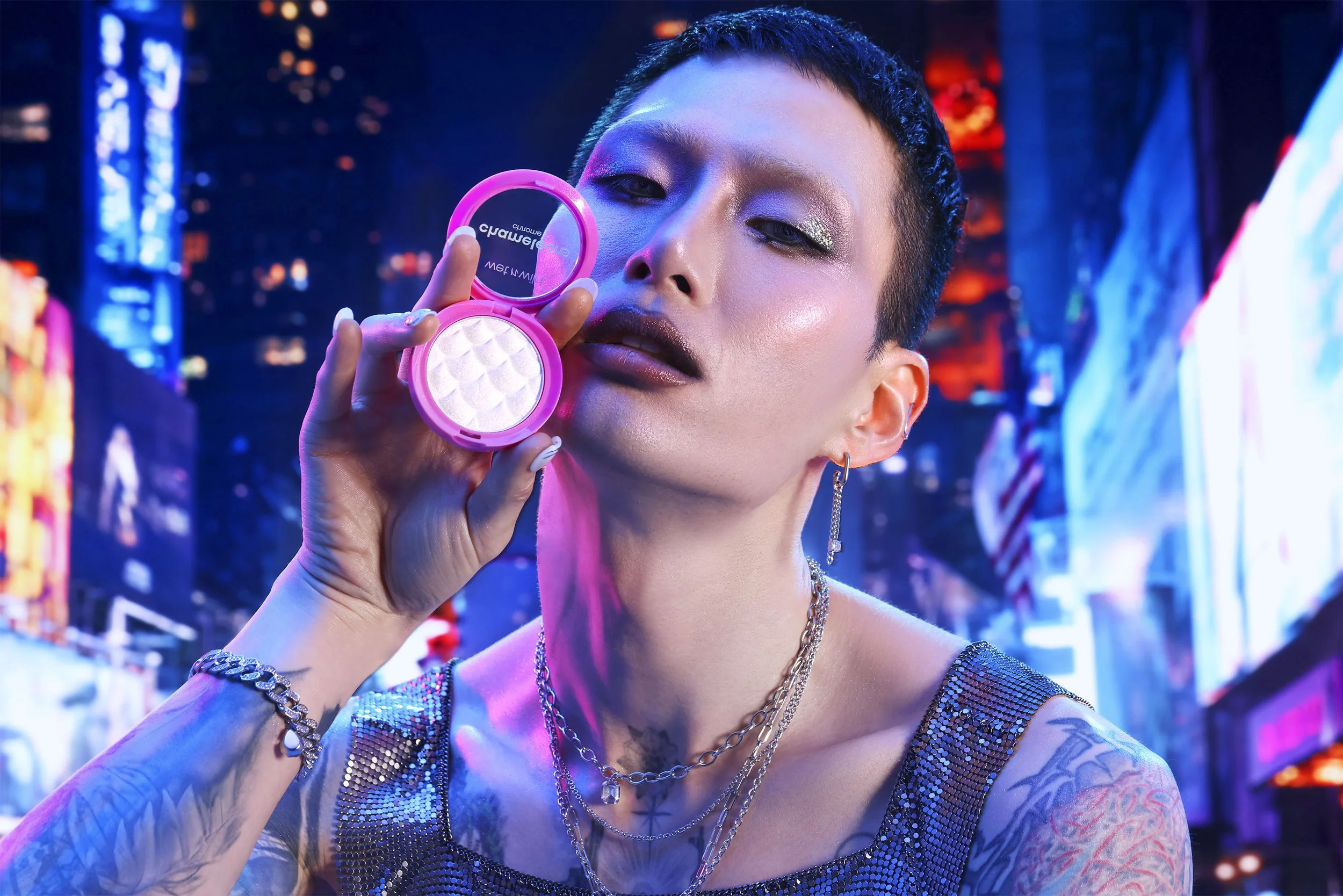 11430591 chameleon chrome highlighter Model Shoot11704 copy 2.jpg