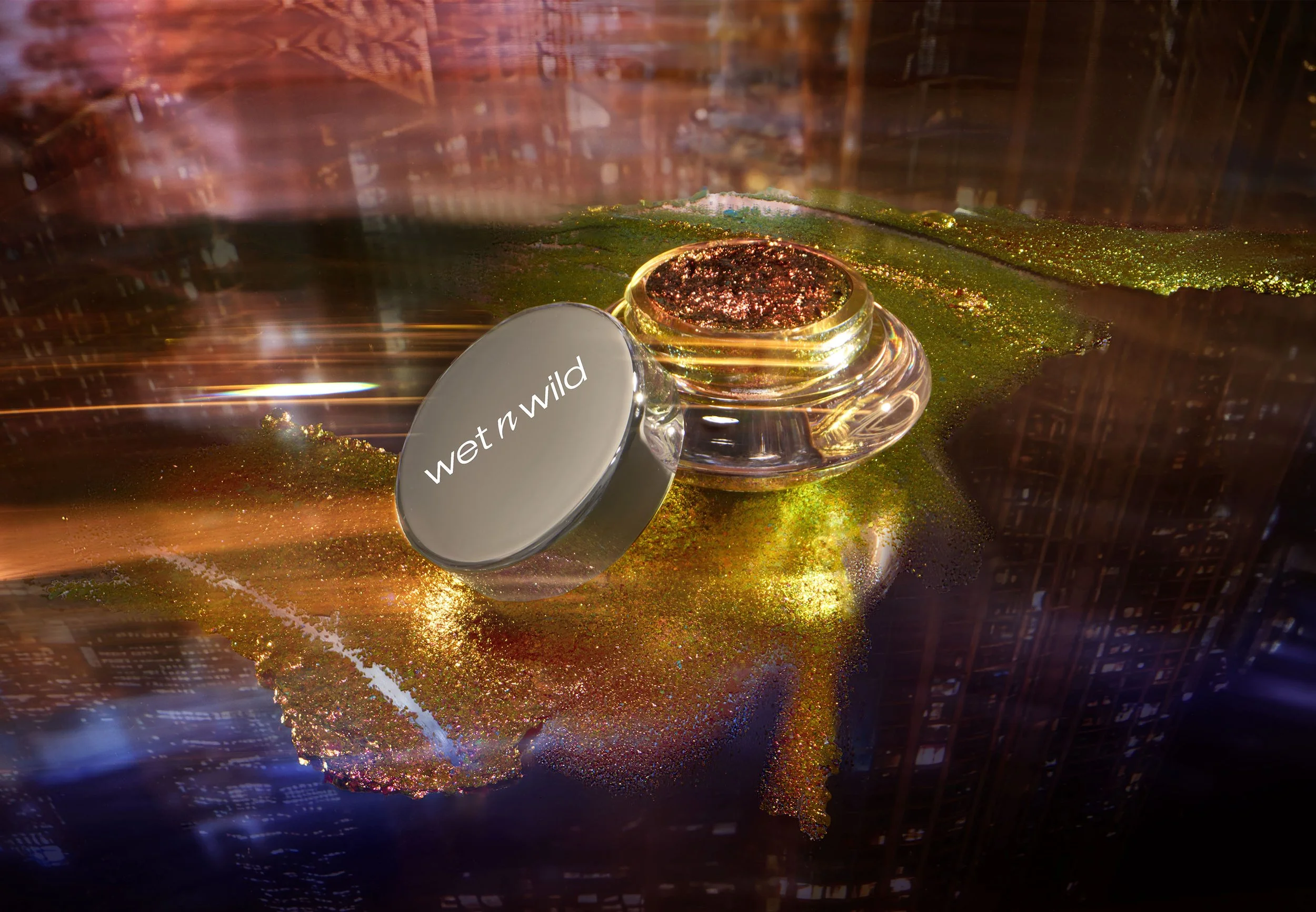 11340851_Chameleon Chrome Eyeshadow Foil_Starwave_Shot 2 copy 2.jpg