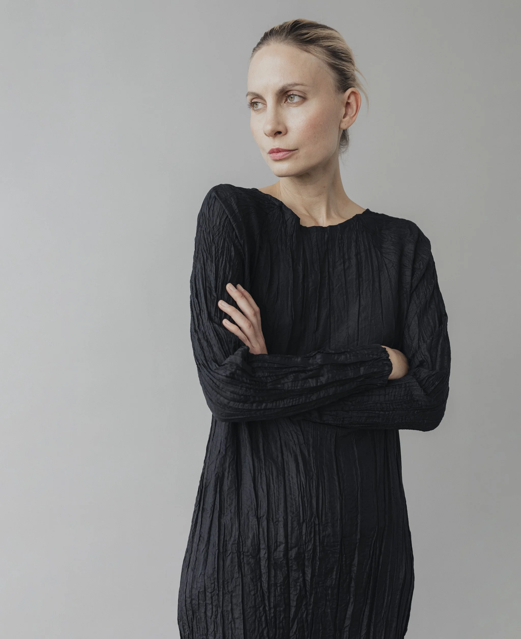 Anaak_HOLIDAY_LOOK 7_2023_JGStudio_023_LR.JPG