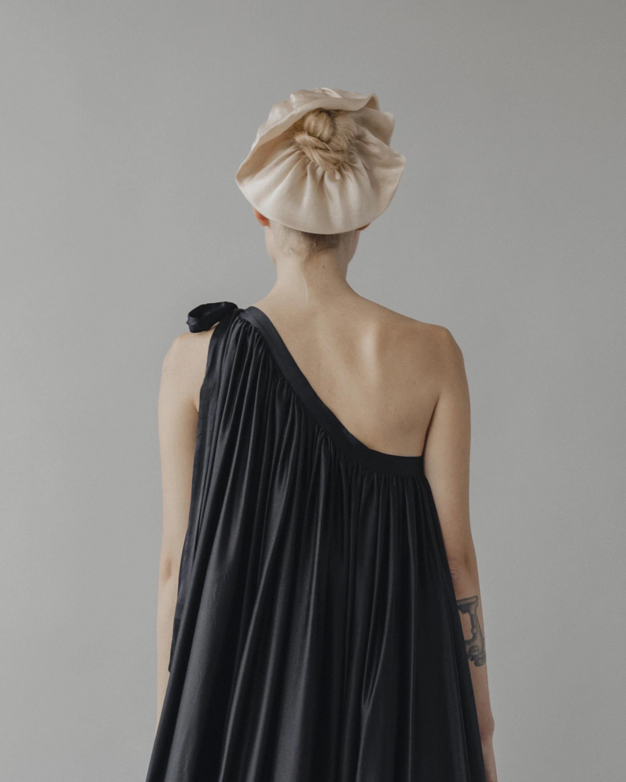 Anaak_HOLIDAY_LOOK 4_2023_JGStudio_033_LR.JPG