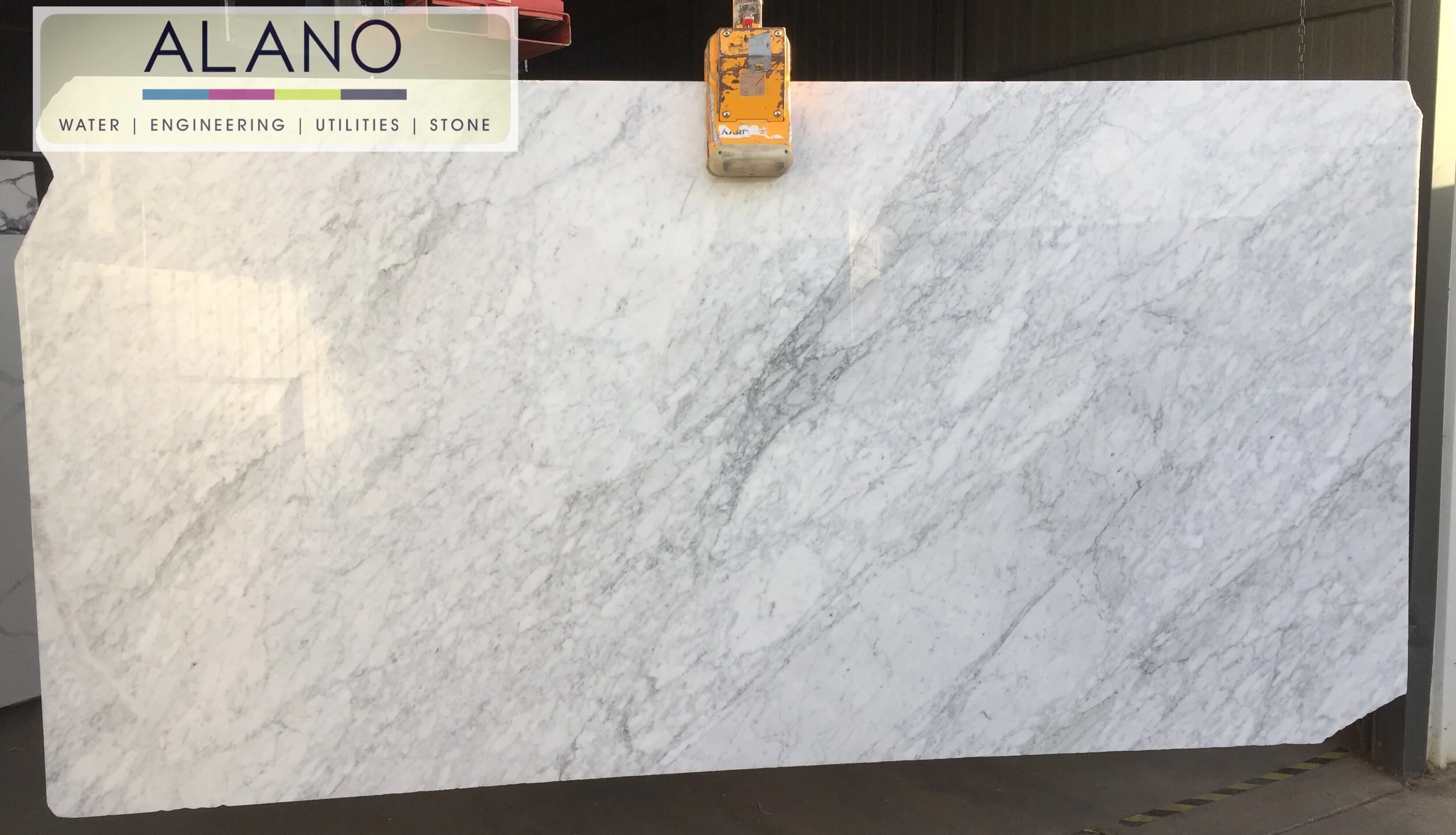 Carrara 2198 ~ 300cm x 155cm