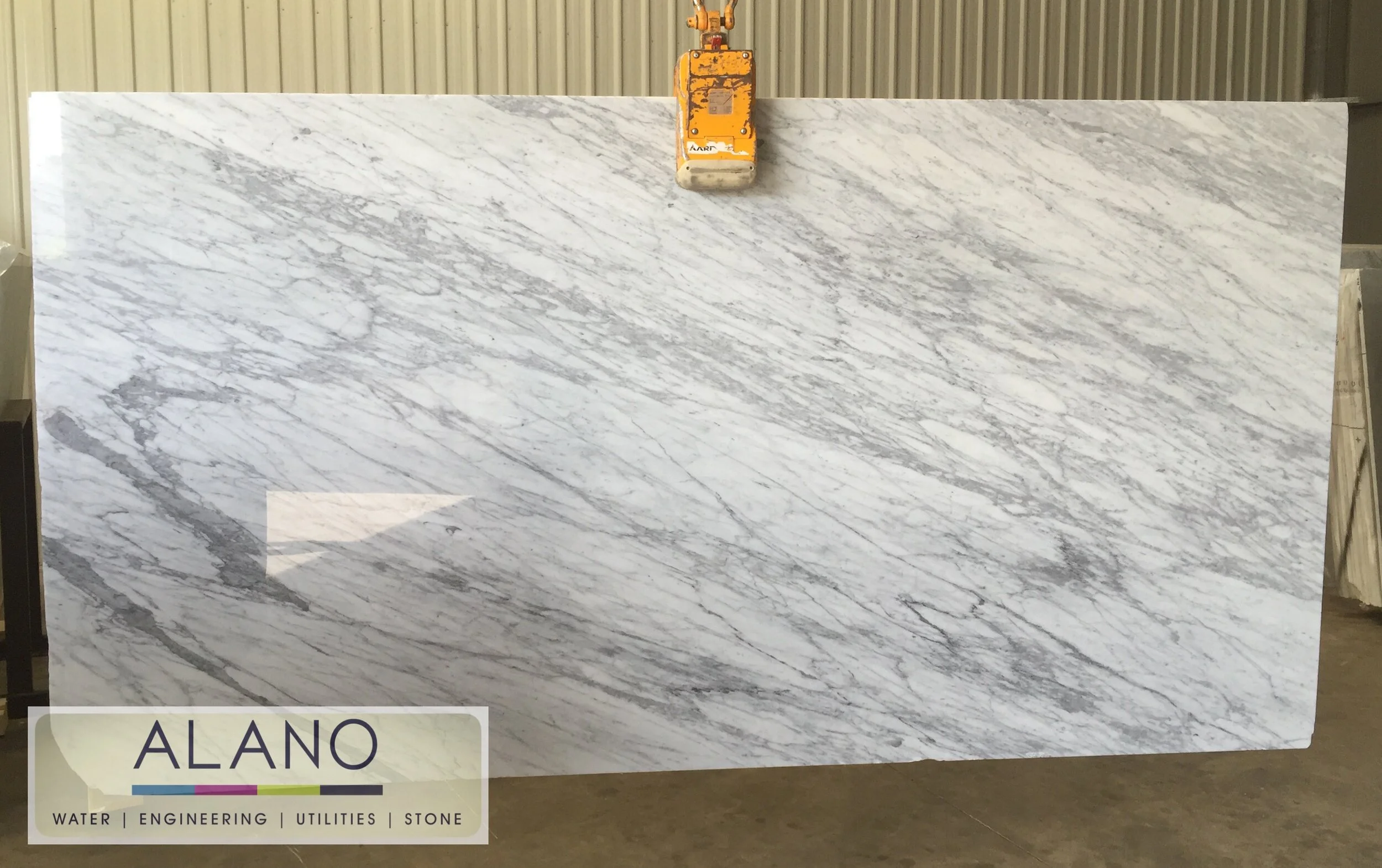 Carrara 2226 ~ 300cm x 130cm