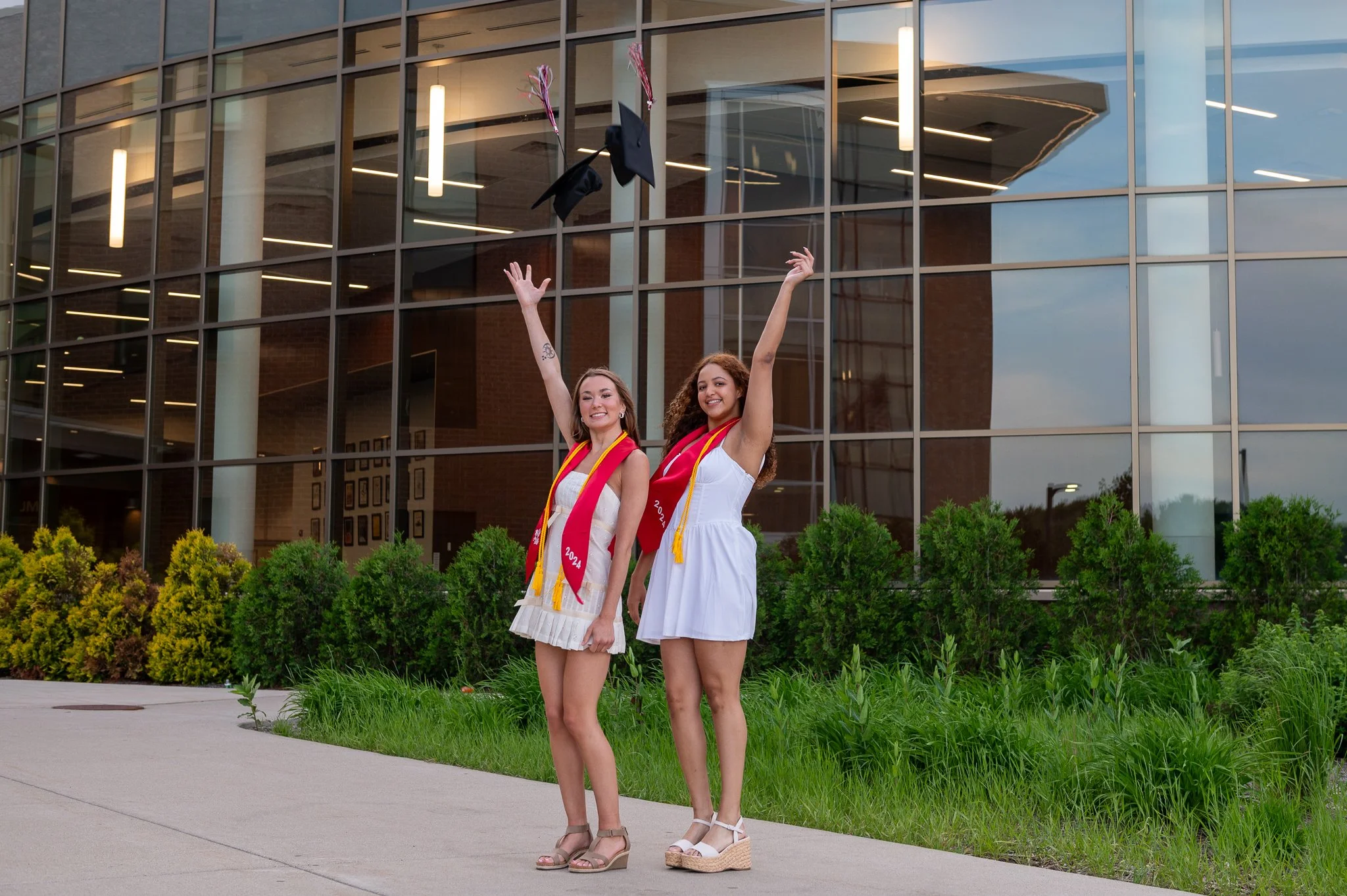 MK_Grad_lowres-5937.jpg