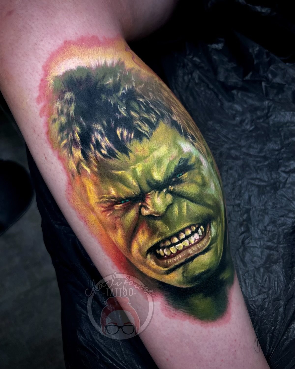 I rarely post progress tattoos but this project is so exciting and I really love how it’s coming together so far with just Hulks face! Keen to continue more on this one π thanks for the trust in adding to your awesome collection Rowan
•
