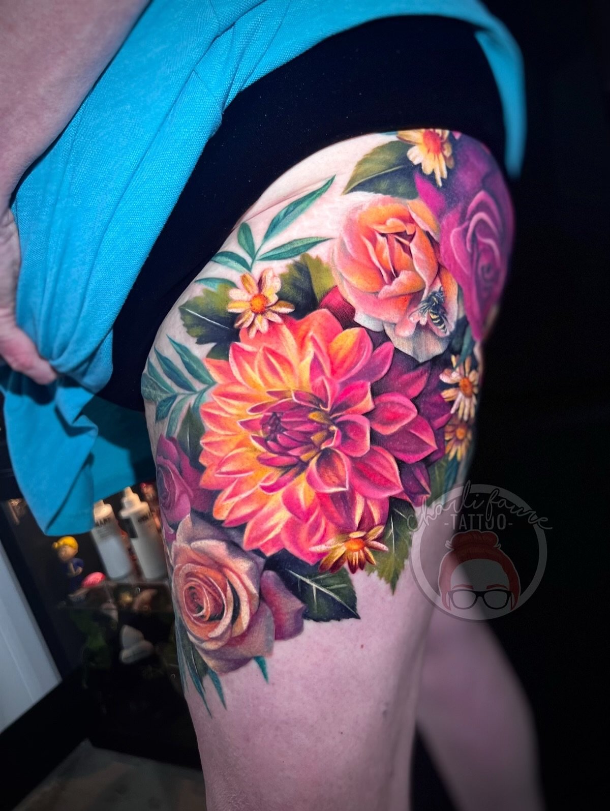 Added this beautiful addition to Marianne’s massive tattoo, so now it’s more visible for her to the front of her thigh! You can see the healed tattoos around the top. I really love how it flows with her body and I’m so in love with