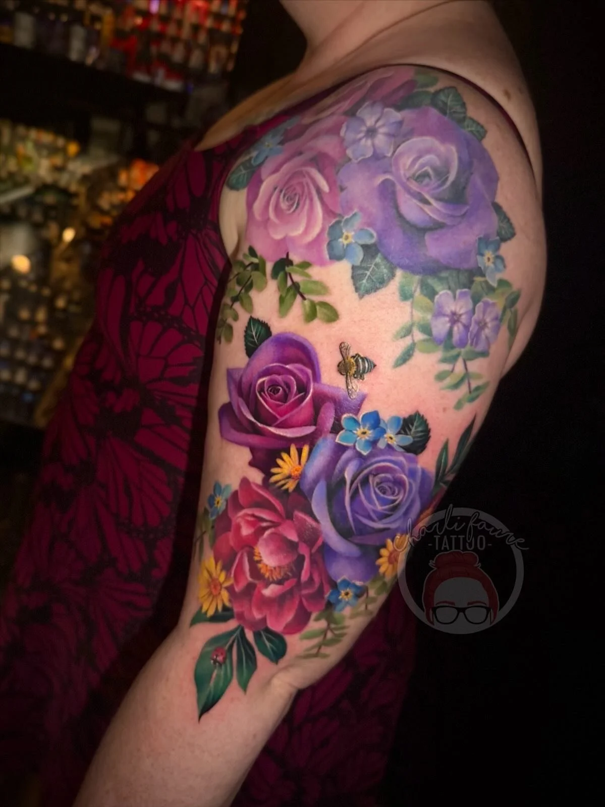 Added some more florals to Jac&rsquo;s arm under the florals we did about 5 years ago and we will add some more down her arm in the future. How cute is the blue banded bee and ladybug 💕 I&rsquo;m also loving the colours! 
&bull;
&bull;
Please feel f