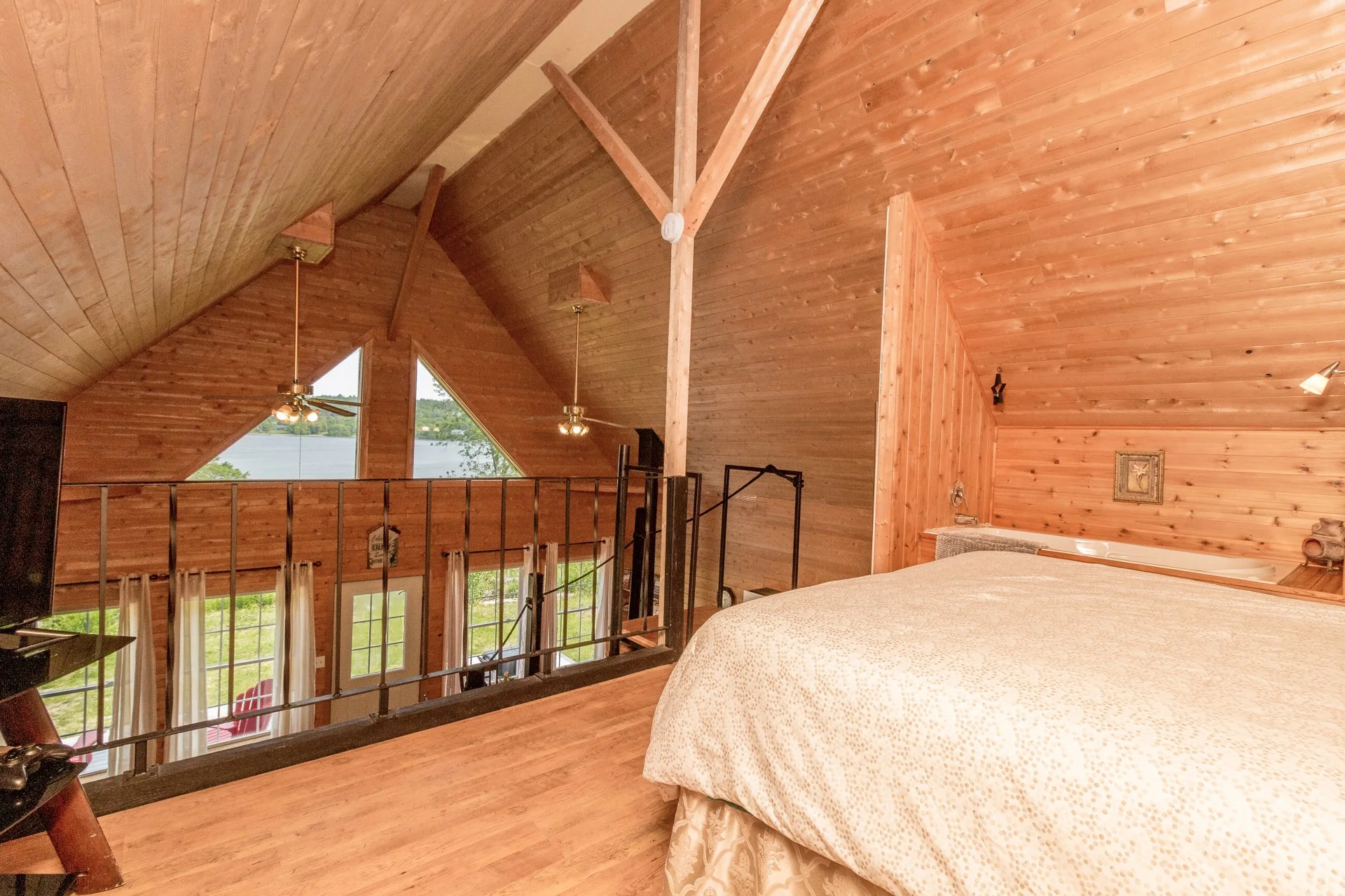 798 Norton Shore  ExP Realty Shawn Tucker Premium Real Estate  Janelle Oakes-6.jpg
