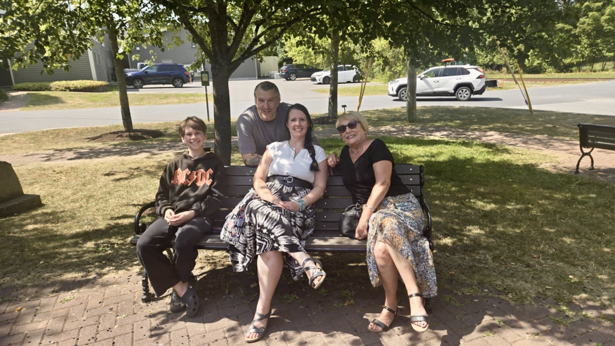 FAMILYPIC.jpg
