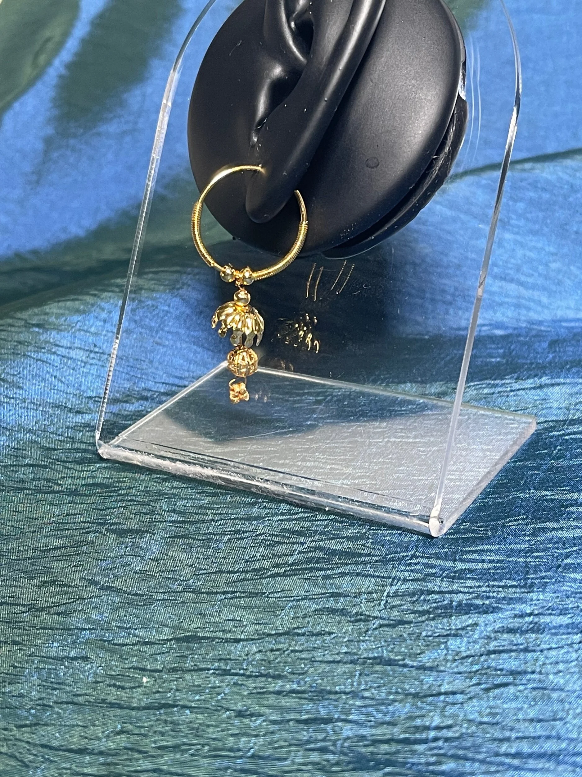 C373D939-2E84-46D4-8962-5F2906572E19