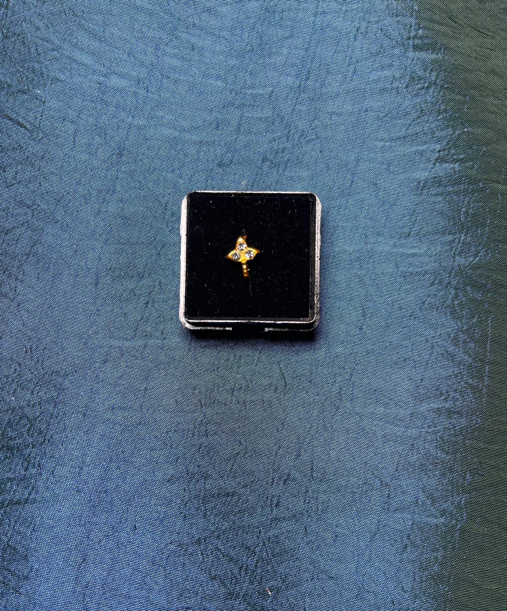 3A333DDD-6AF0-41BC-AAA9-E60DC5072496