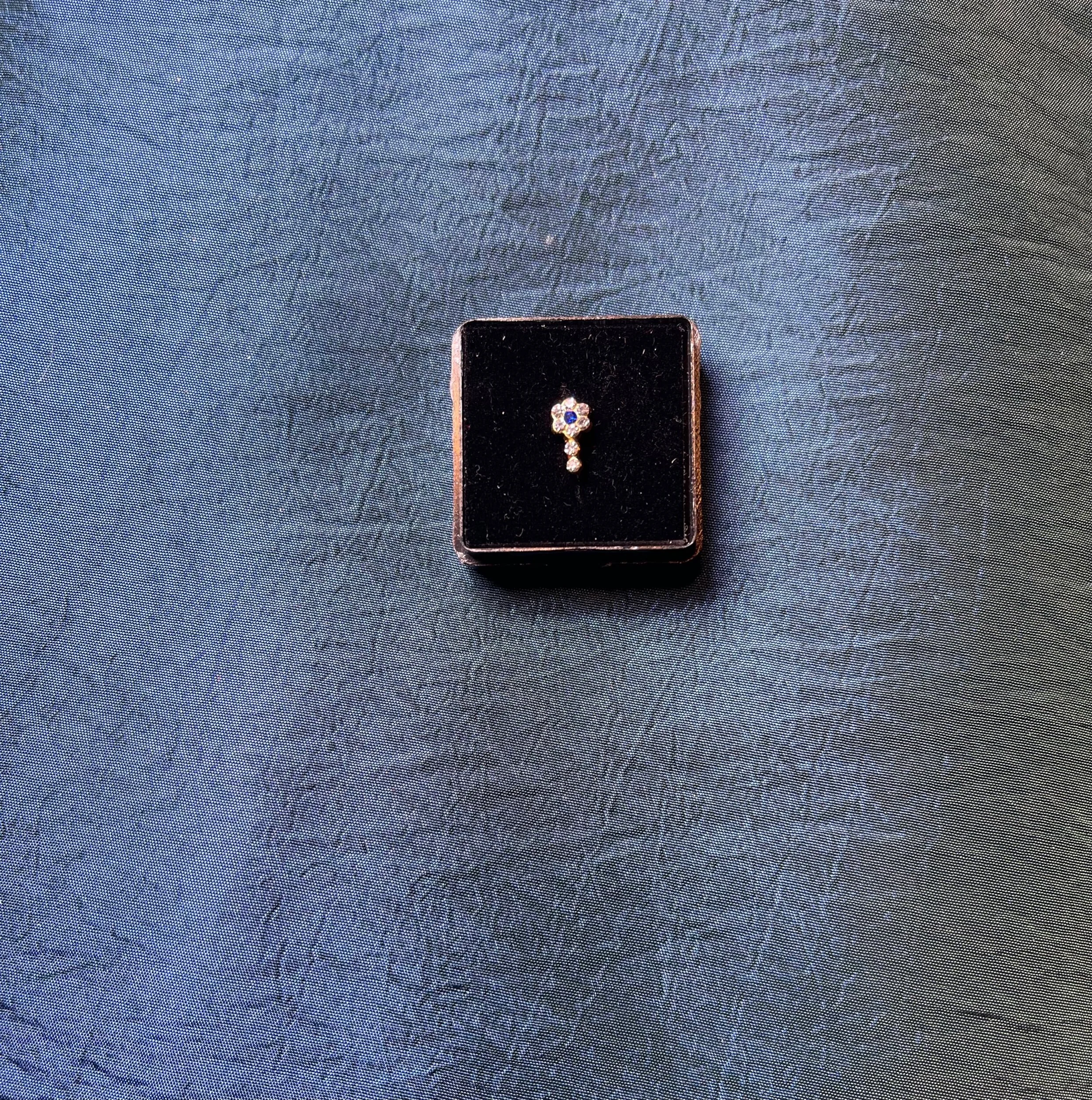 25FD3278-68BA-4EAF-B076-E03BC0F897AE