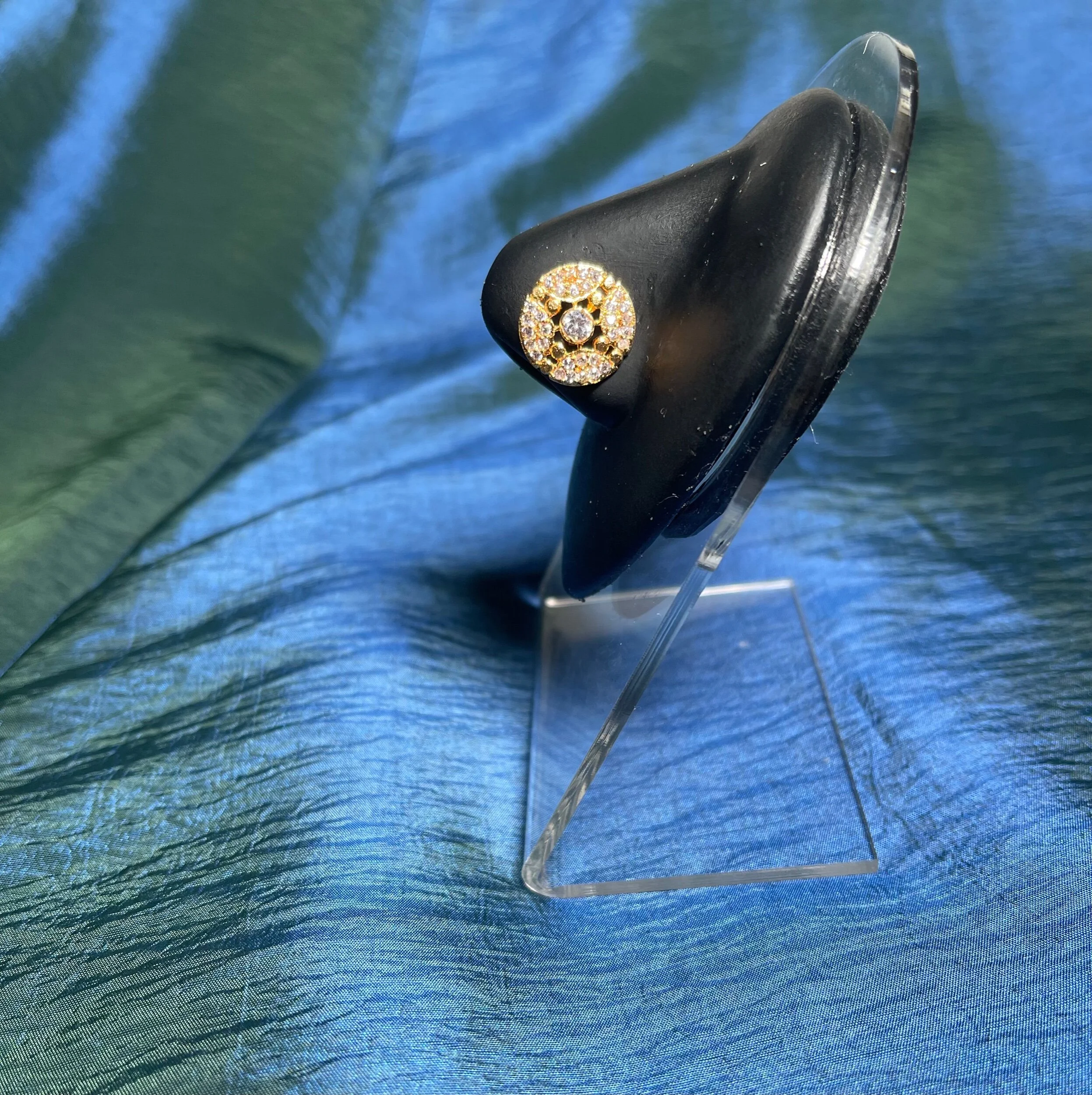 657623B9-EFD5-4CD0-9493-A439BDB15D4A