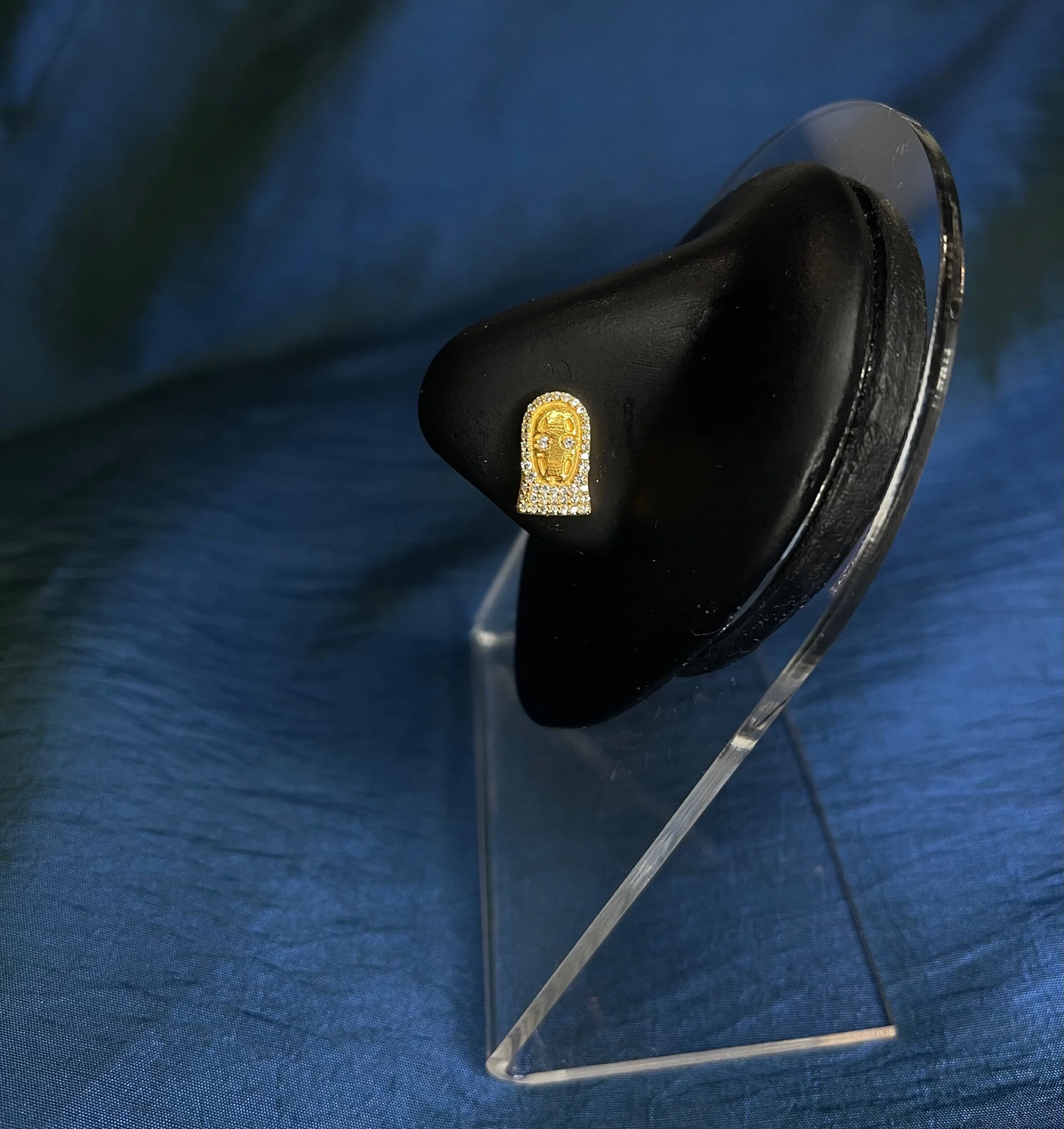 31710E01-05ED-4016-9A46-DFB1CCF4DE80