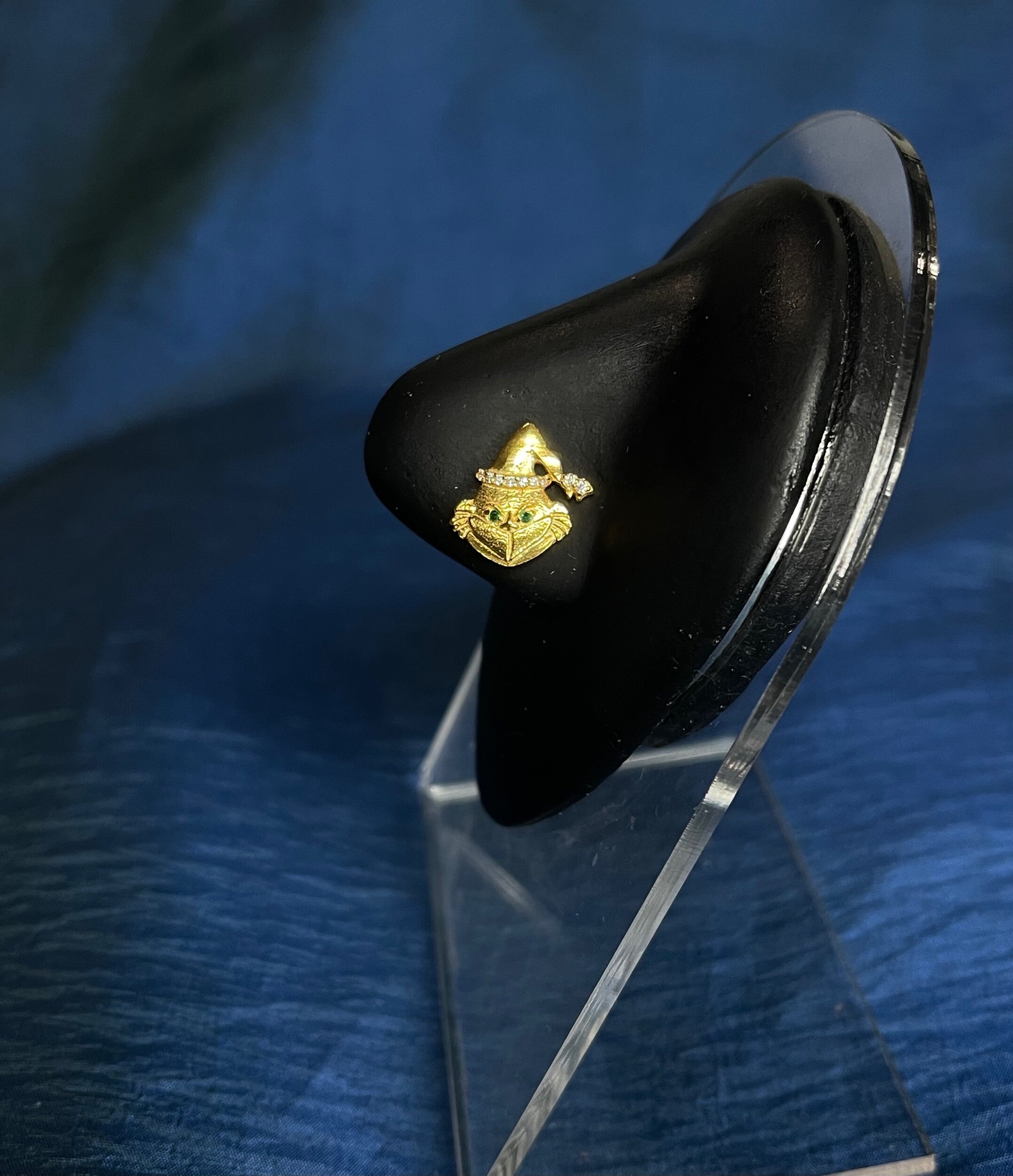 06648B14-F191-463C-BF44-646BB6EE191E