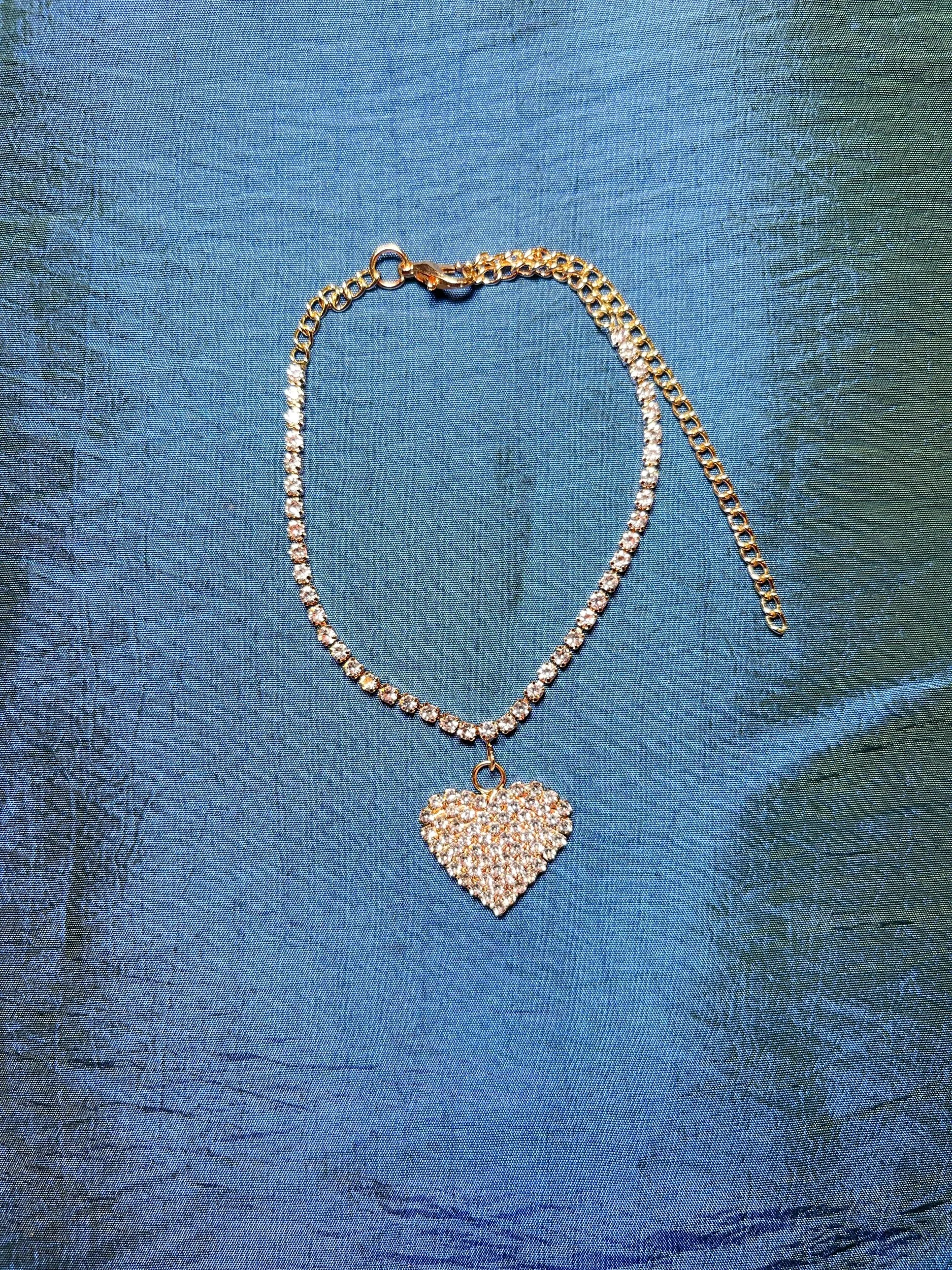 37932243-5363-4438-B44C-1676D32D9564