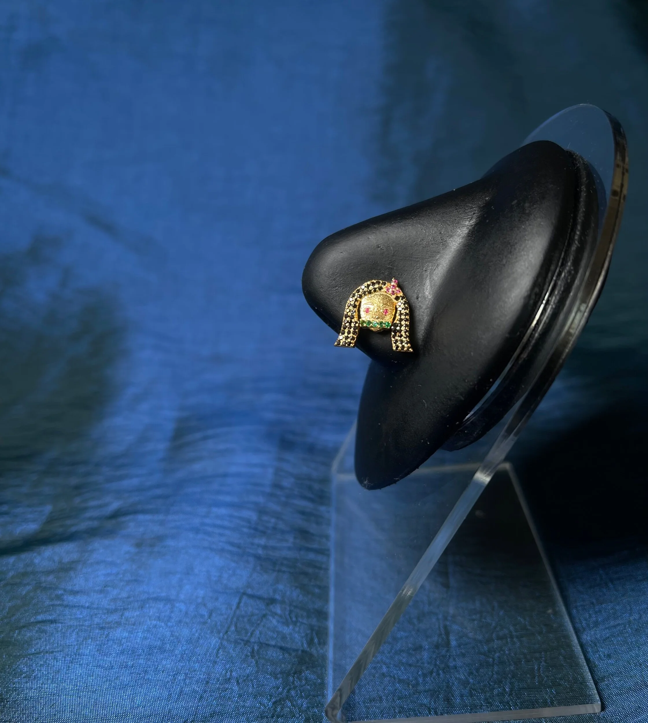 F6A5D7F0-23BE-4729-8F67-9E564D28A500