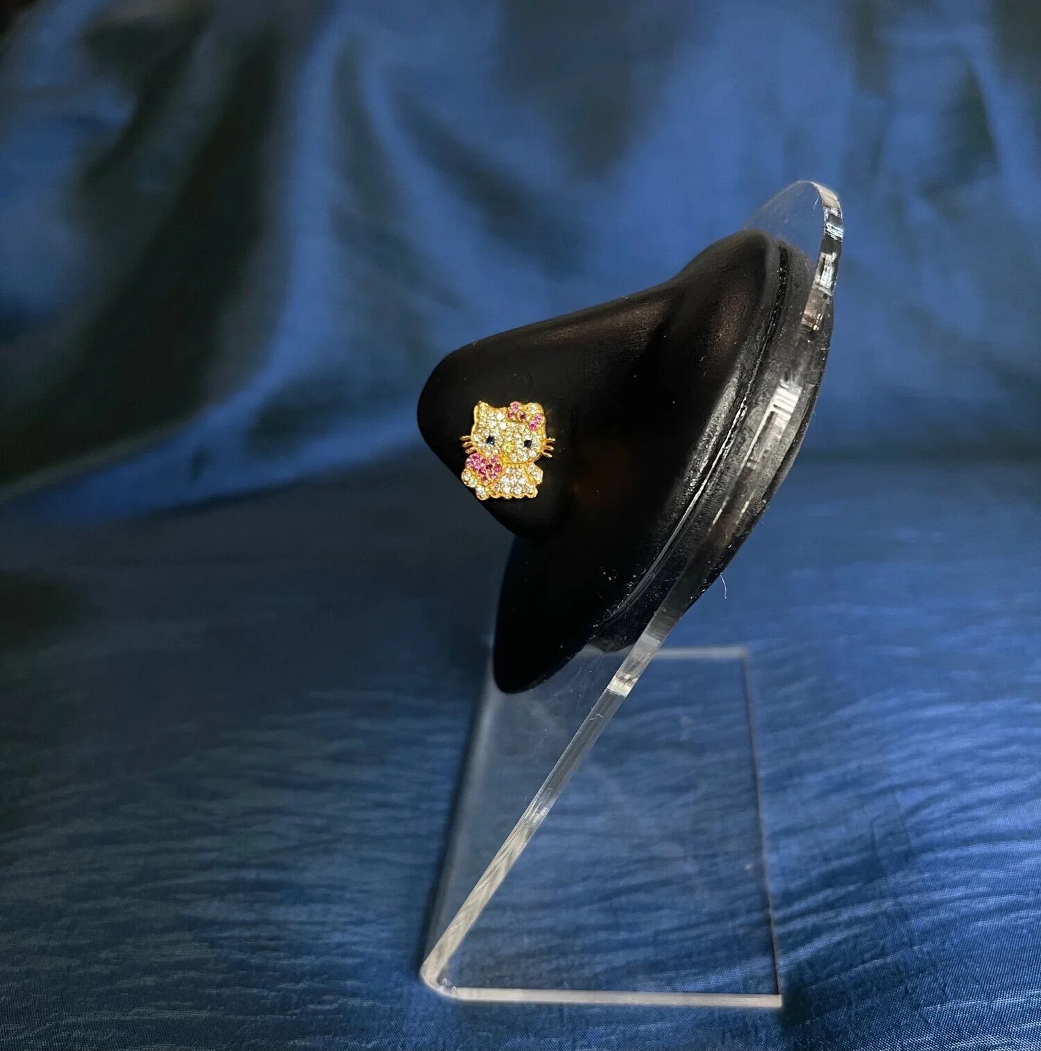 98C3E432-F7C0-4A37-9A64-2128FAEED8B1