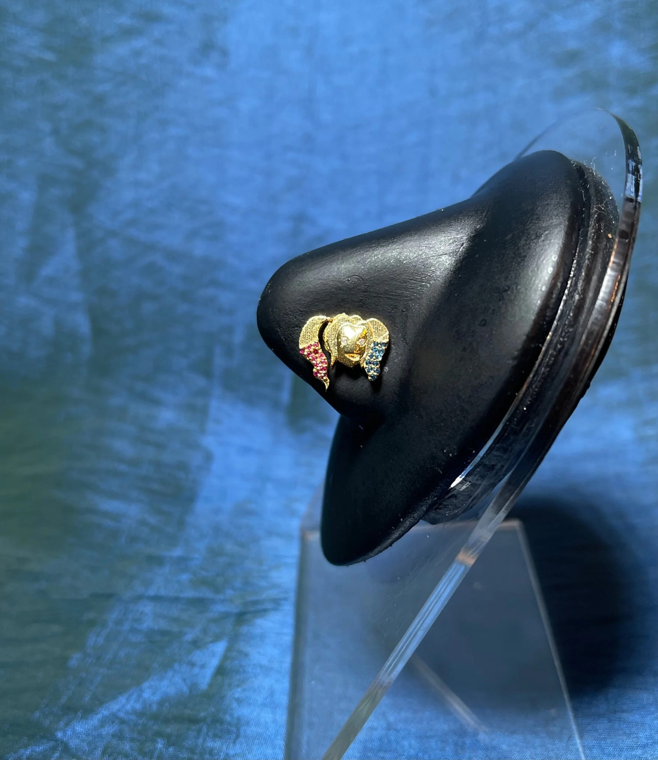 27F23ED6-71A2-4726-B5CF-0954127CBB97