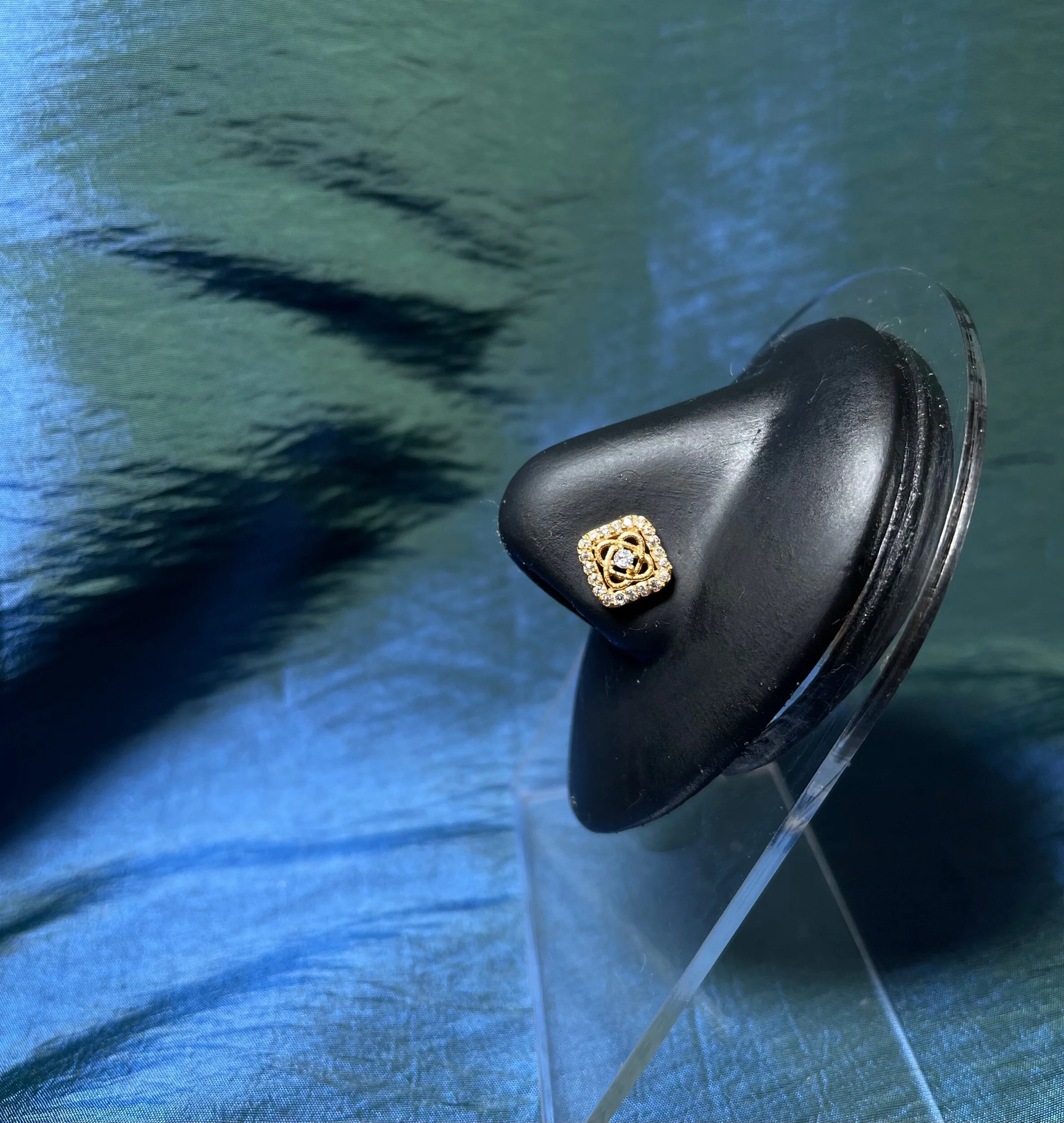 E0CEA95A-B282-4522-BE9C-A0443361D758