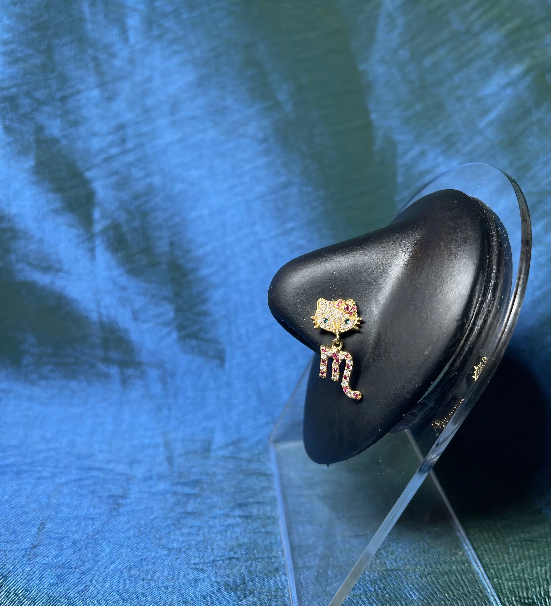 3A1D5742-88AB-4186-8999-C766F986A0DA