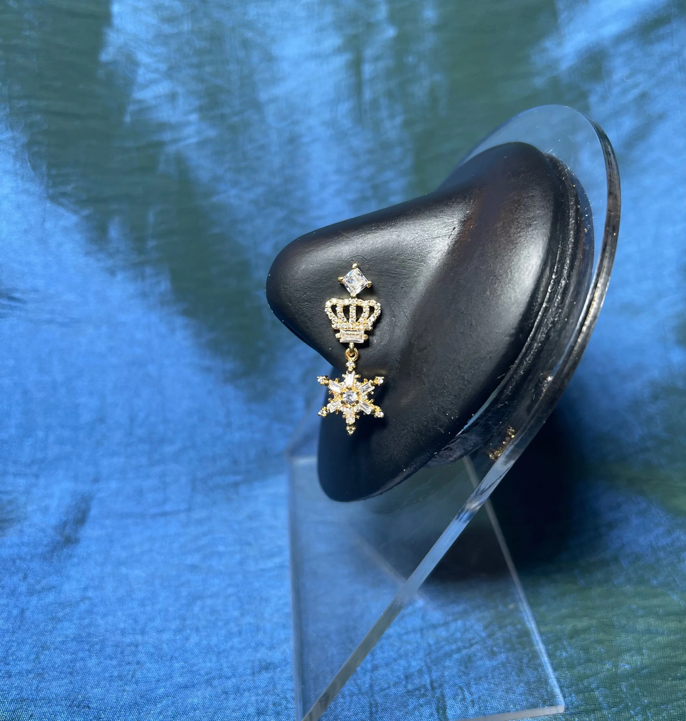 6CBA60AB-9077-471C-A17A-416DB186D5F9