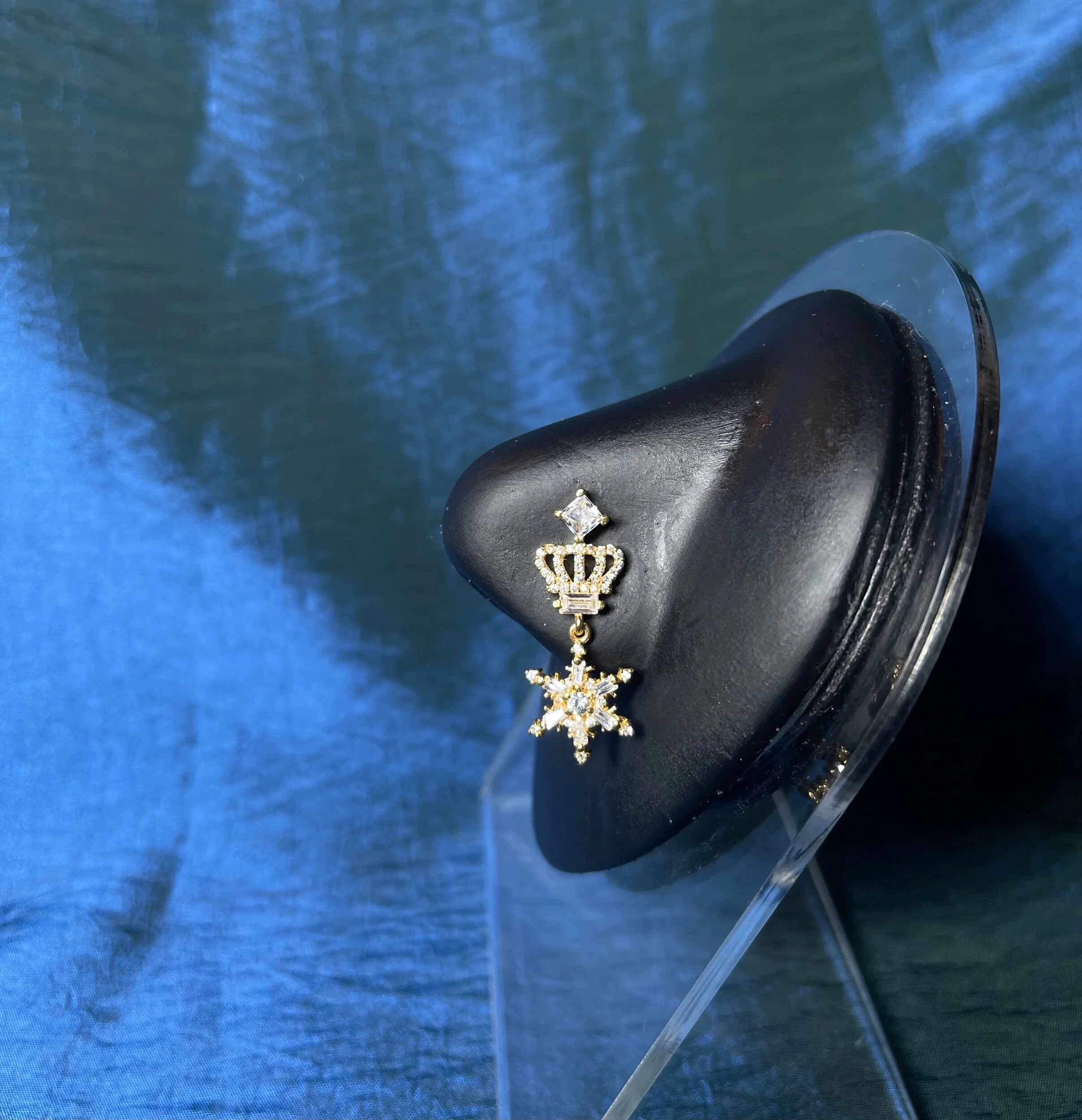 30A9BA94-1CE1-4D7C-AD96-3CC119F17484