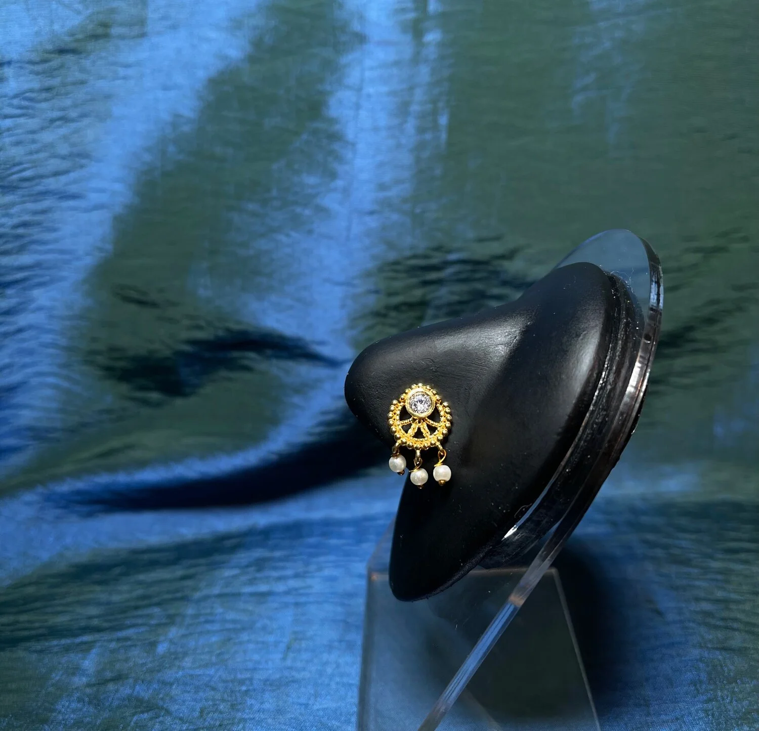 B4ABFD15-D0E6-4712-AF5A-C7B307DDDA56