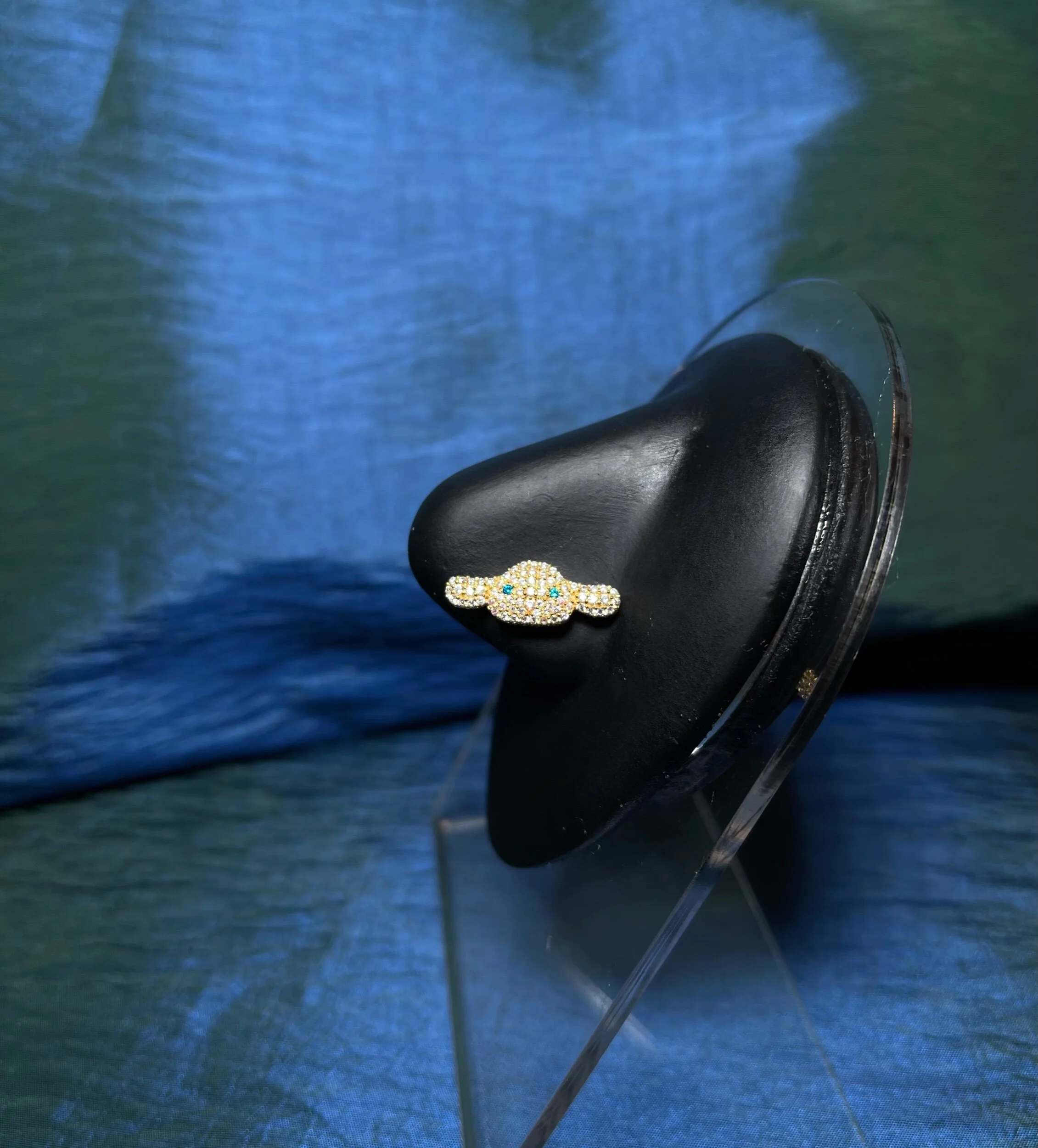 2F1D14E2-89BF-4866-980F-40B19FCCEC04