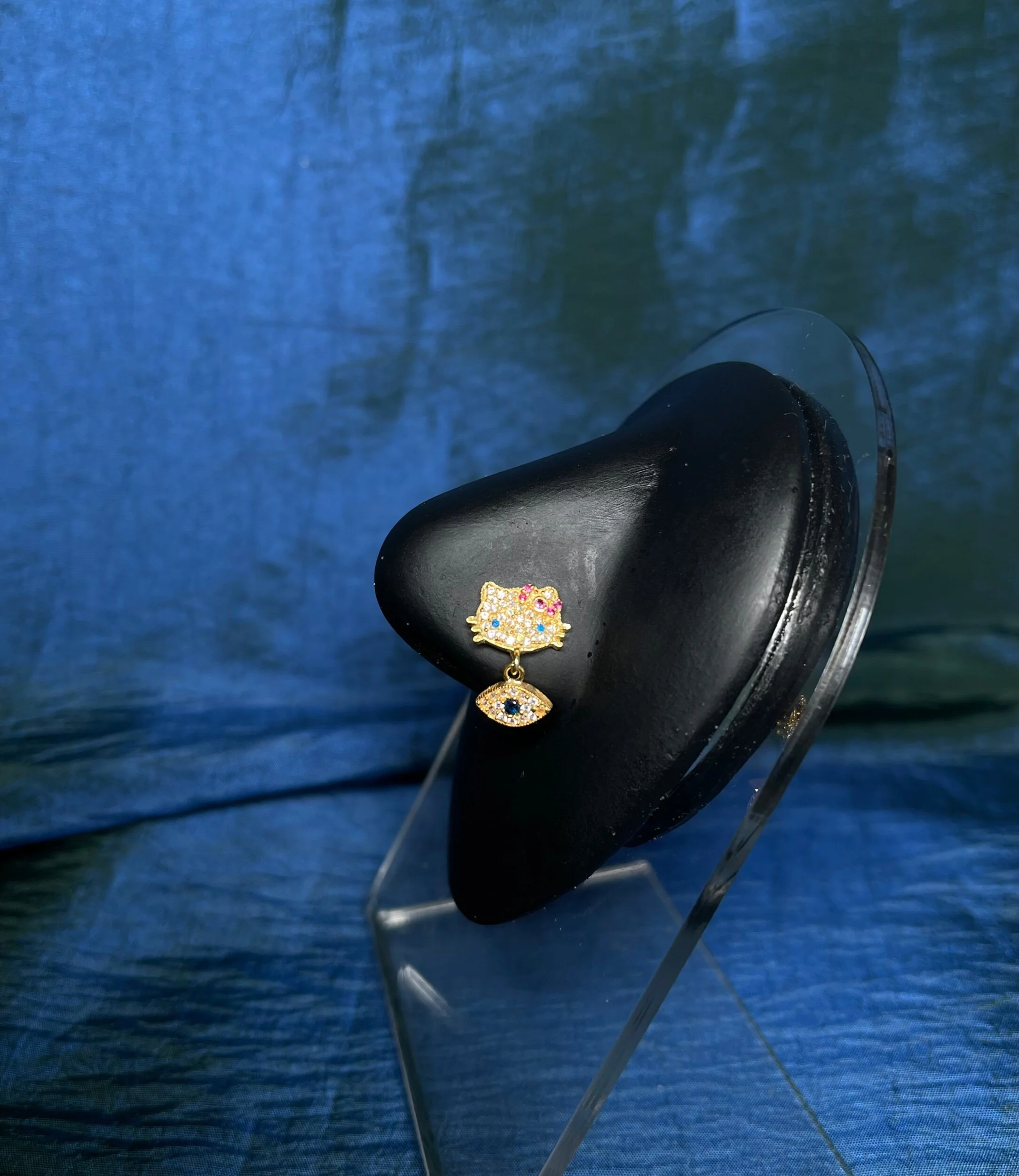 D0385B69-3E76-4F17-81AE-BB3CBB548AD2