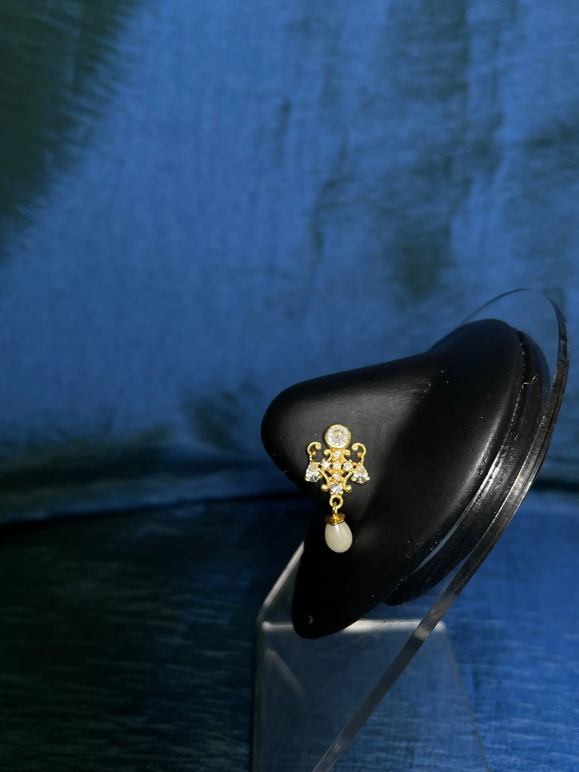 6A74F374-5521-4F7F-BB54-19434146065B