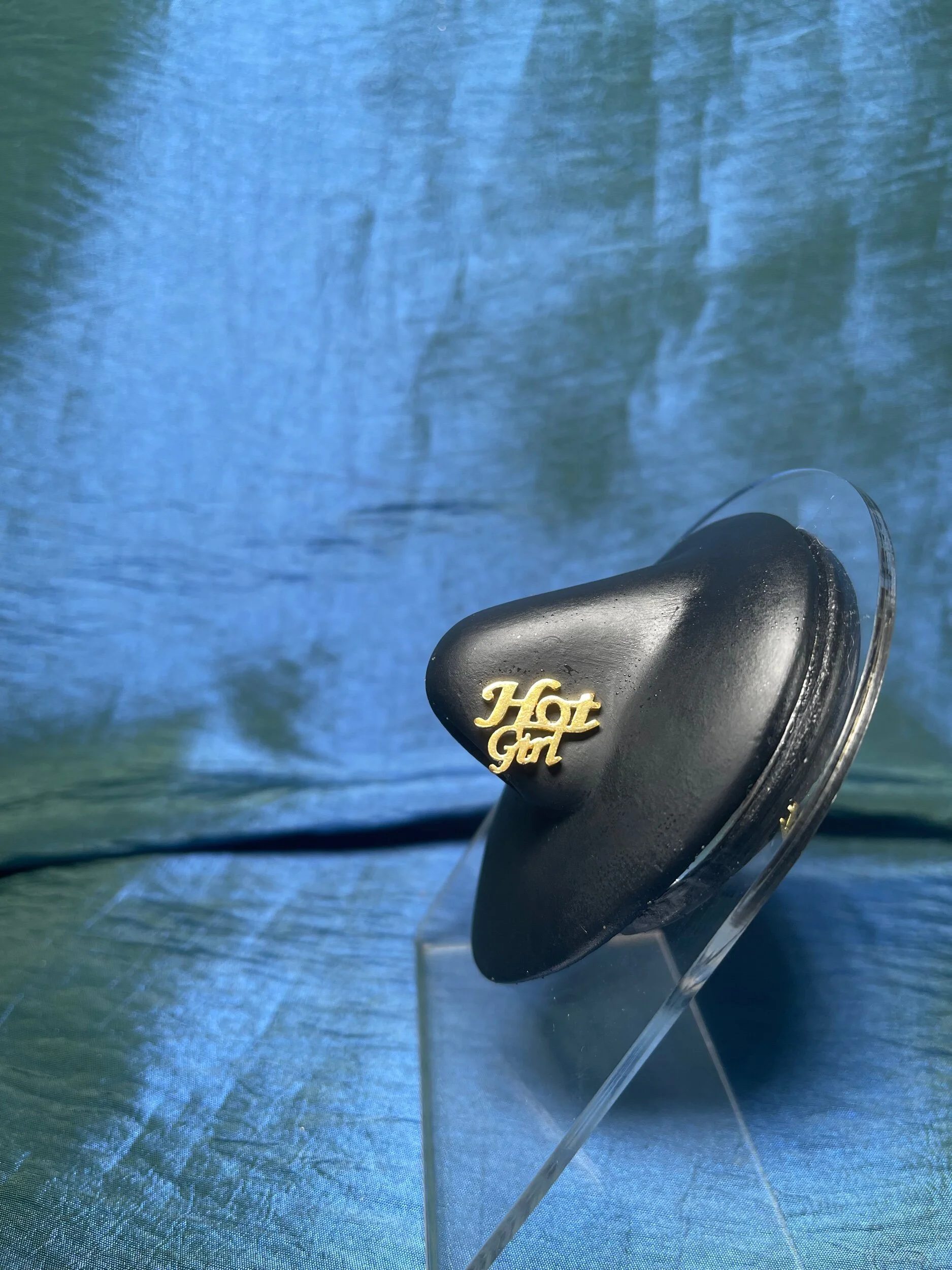 256204EC-C98B-4F10-8A88-DB565D769744