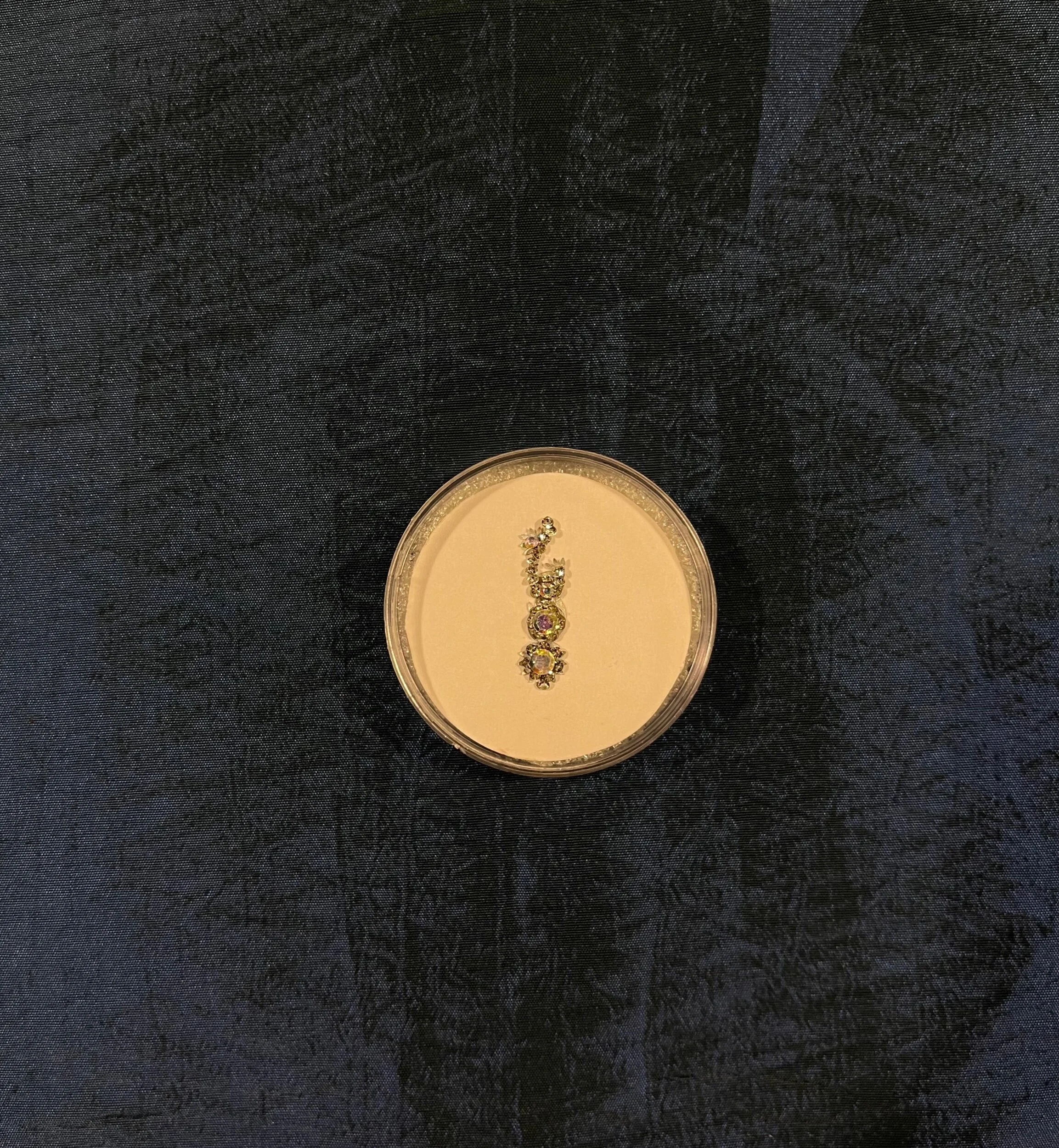 EB5BF726-F364-4D4A-A6F9-A4184E12DF21