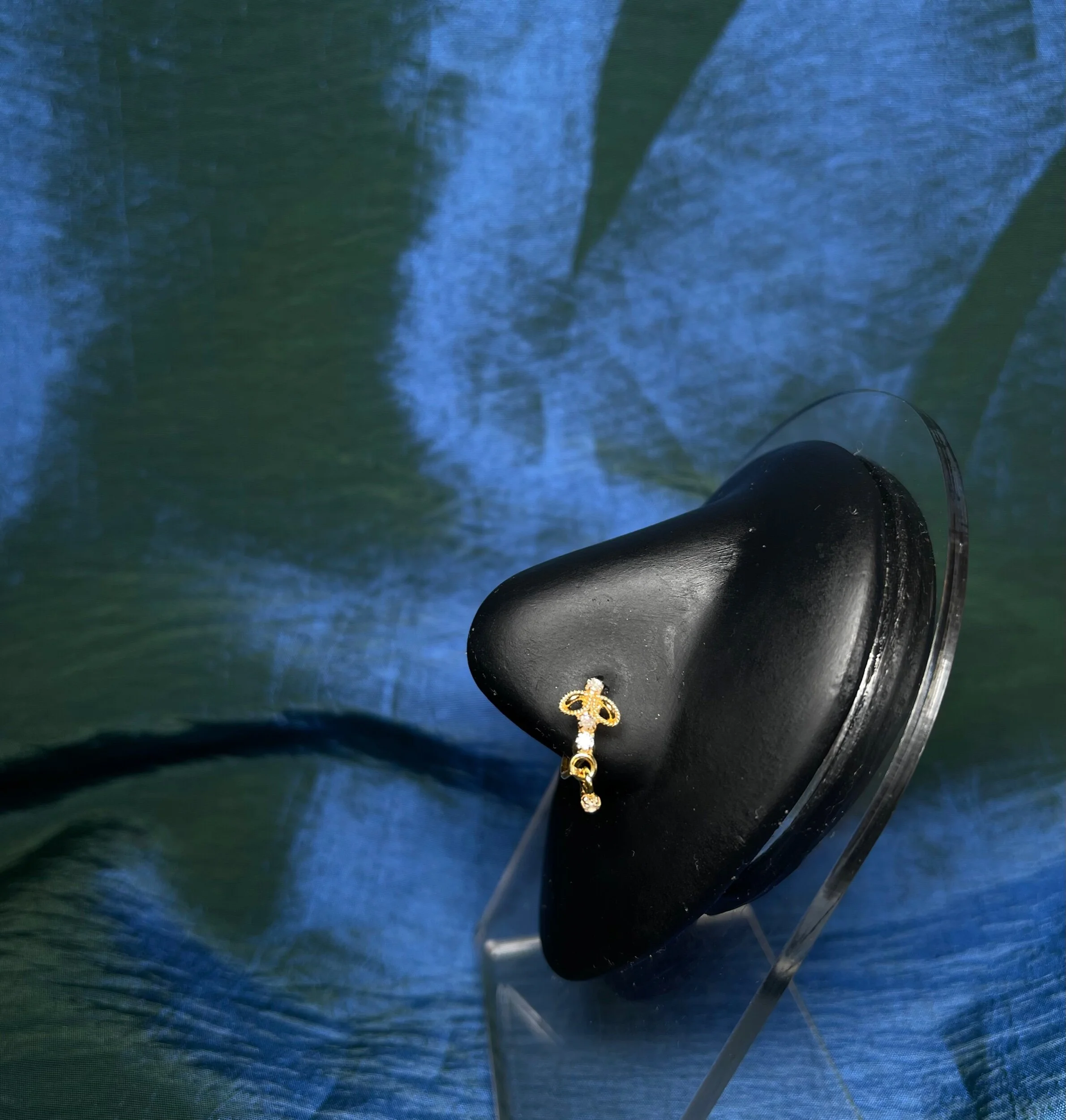 FAC2BCF9-8EB6-4700-A913-1C2FCD298E7E