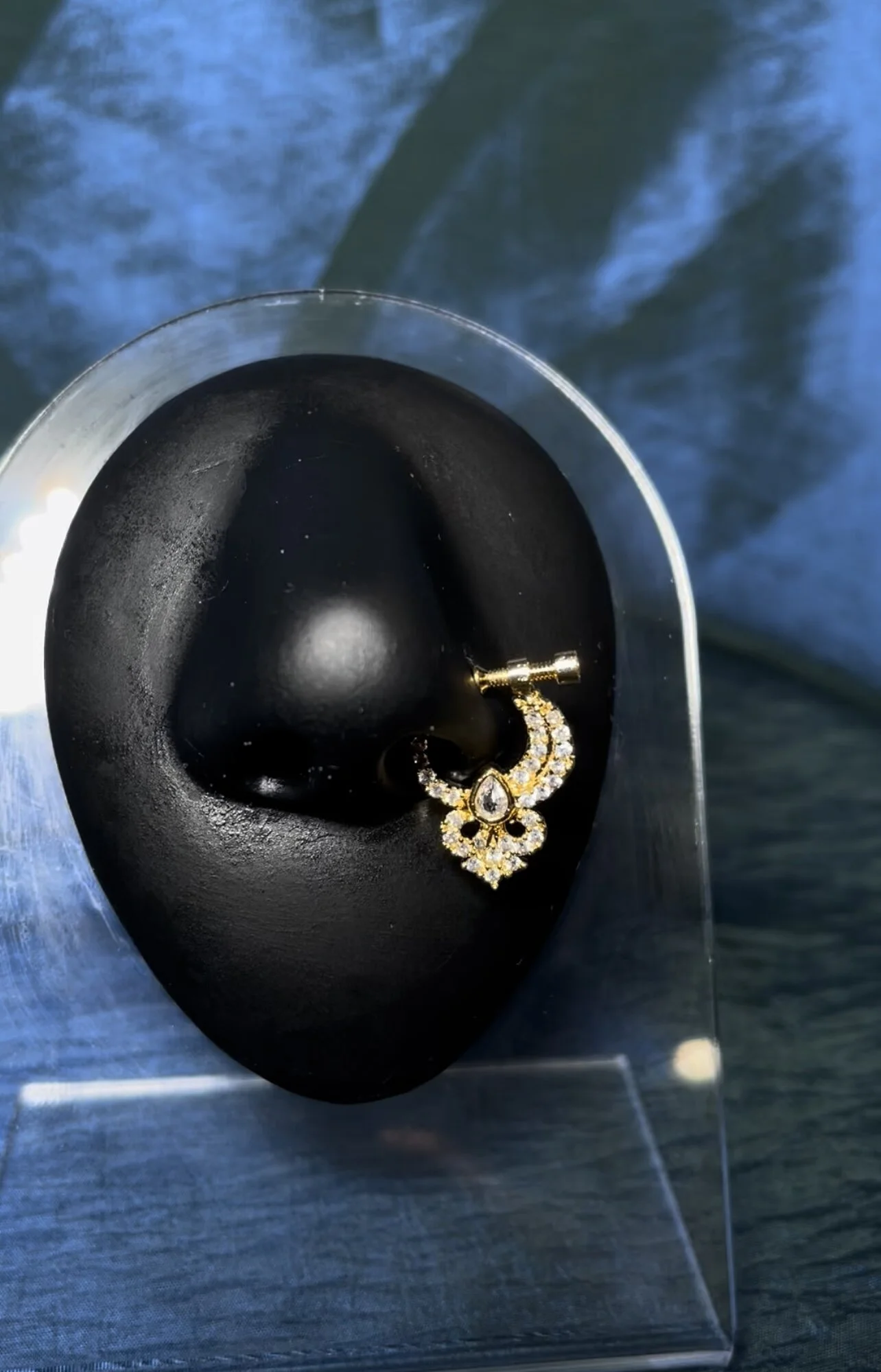 E8D28D0C-B708-4C1D-B9C9-426393E17215